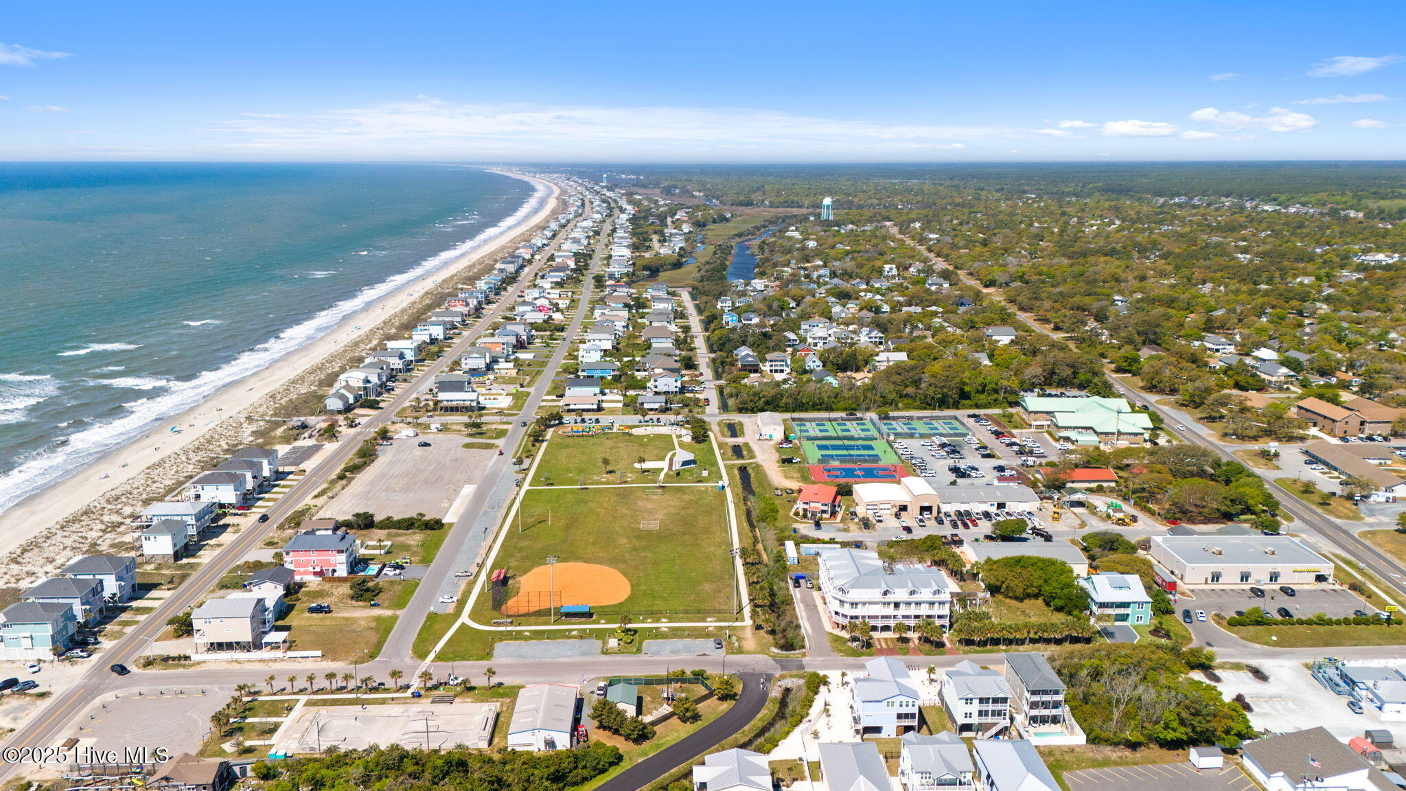 4401 E Oak Island Drive Property Photo 8