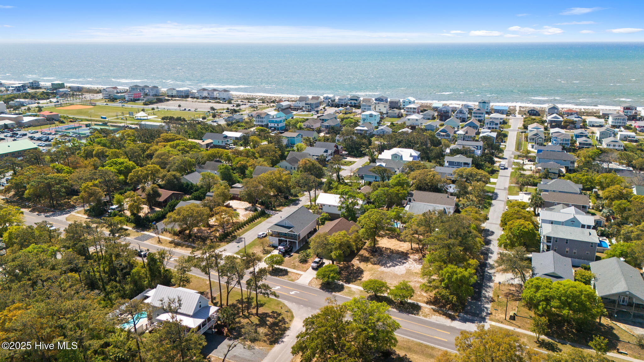 4401 E Oak Island Drive Property Photo 18