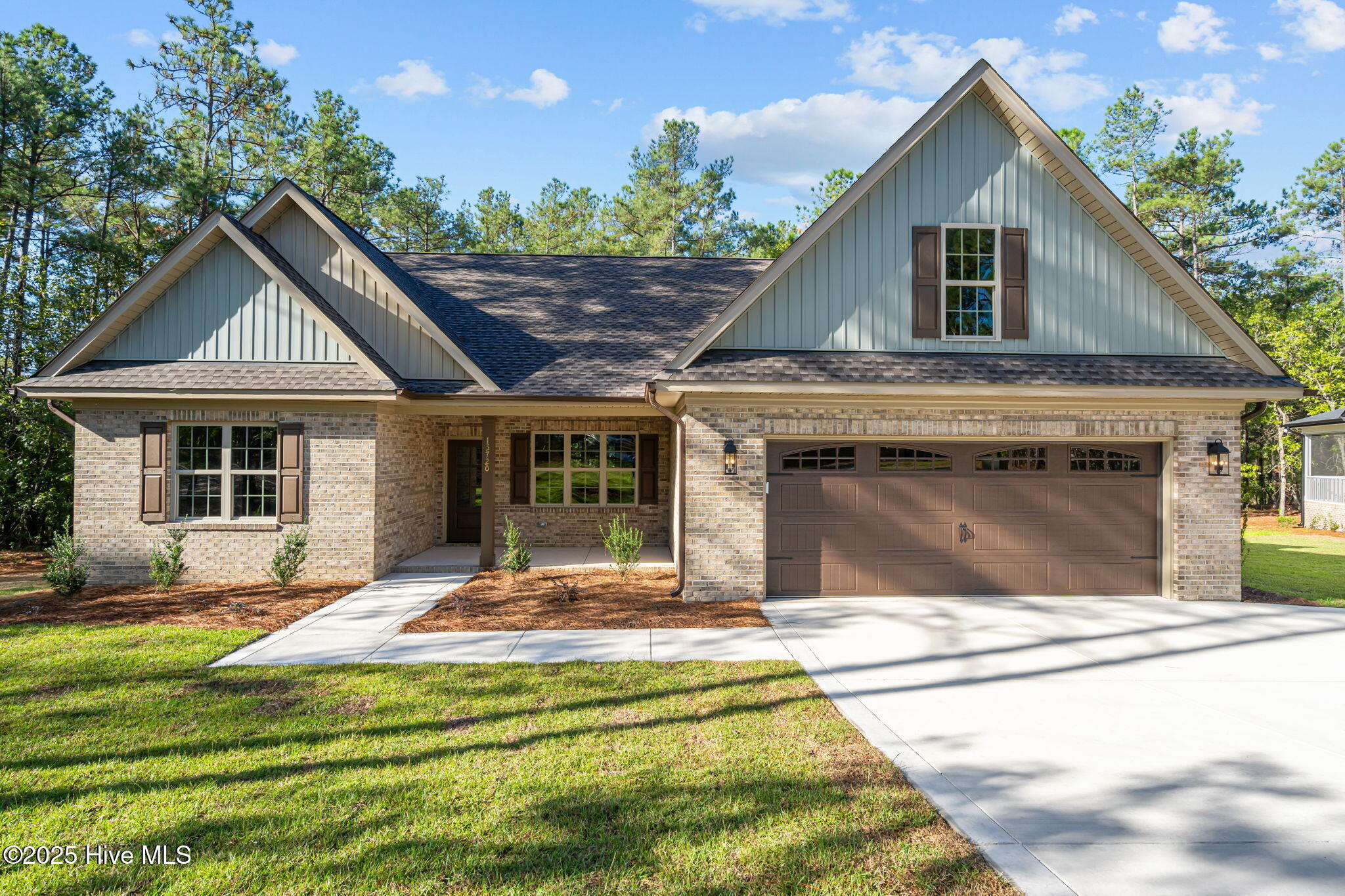 15720 Wildlife Lane Property Photo 1