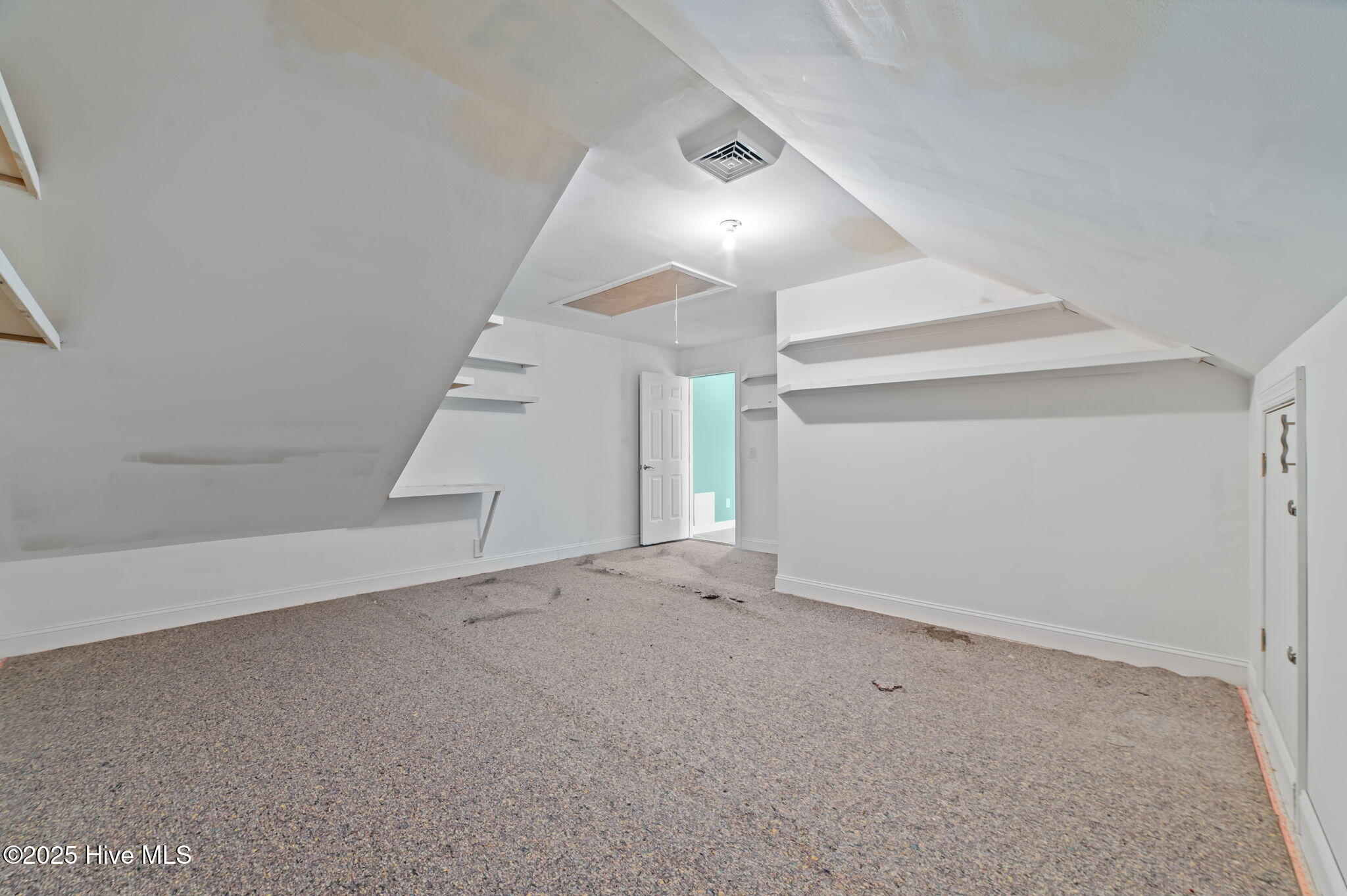 2243 Black Horse Lane Property Photo 47