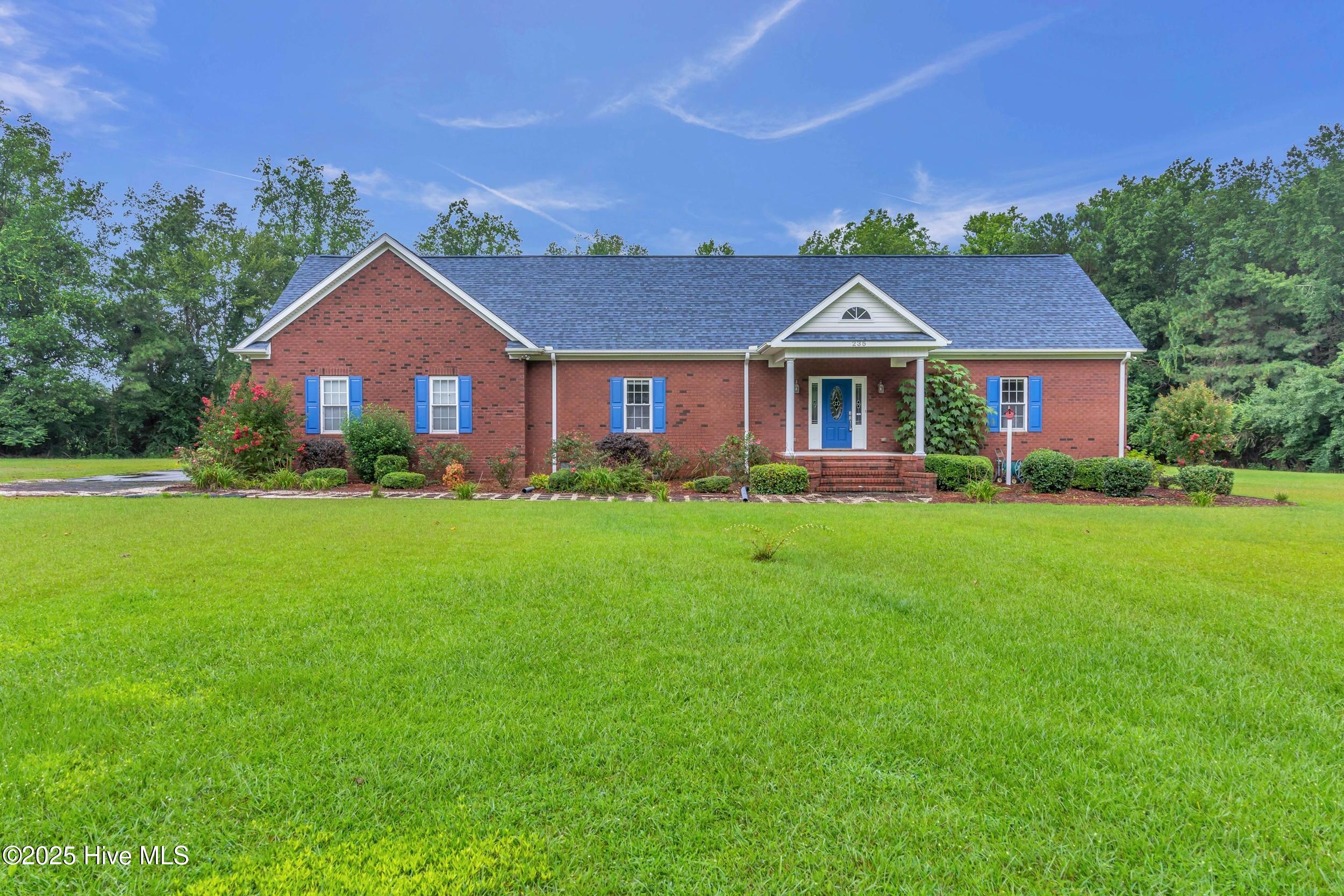 235 Kitty Noecker Road Property Photo 1