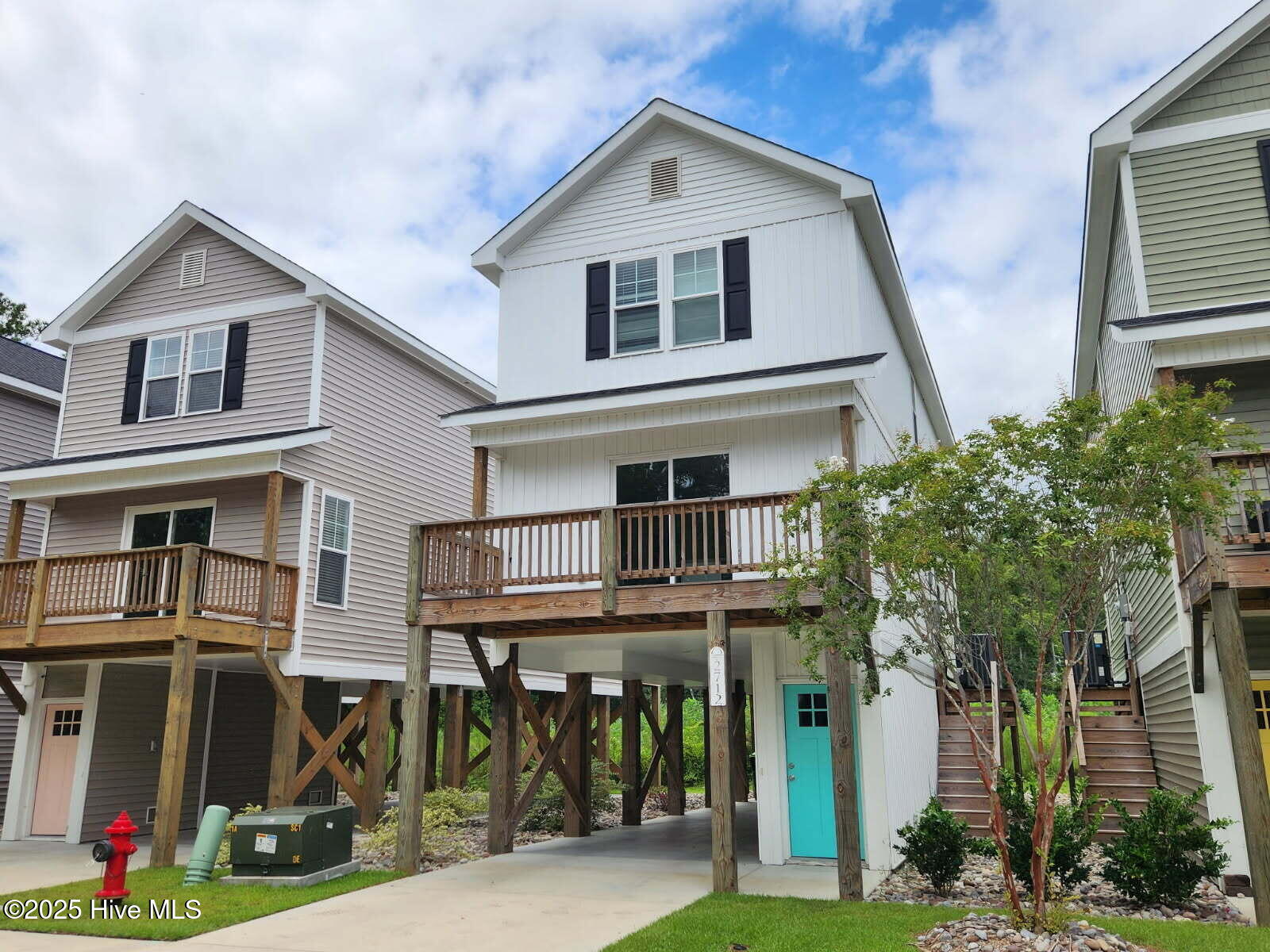 2712 Tulip Street Property Photo 1