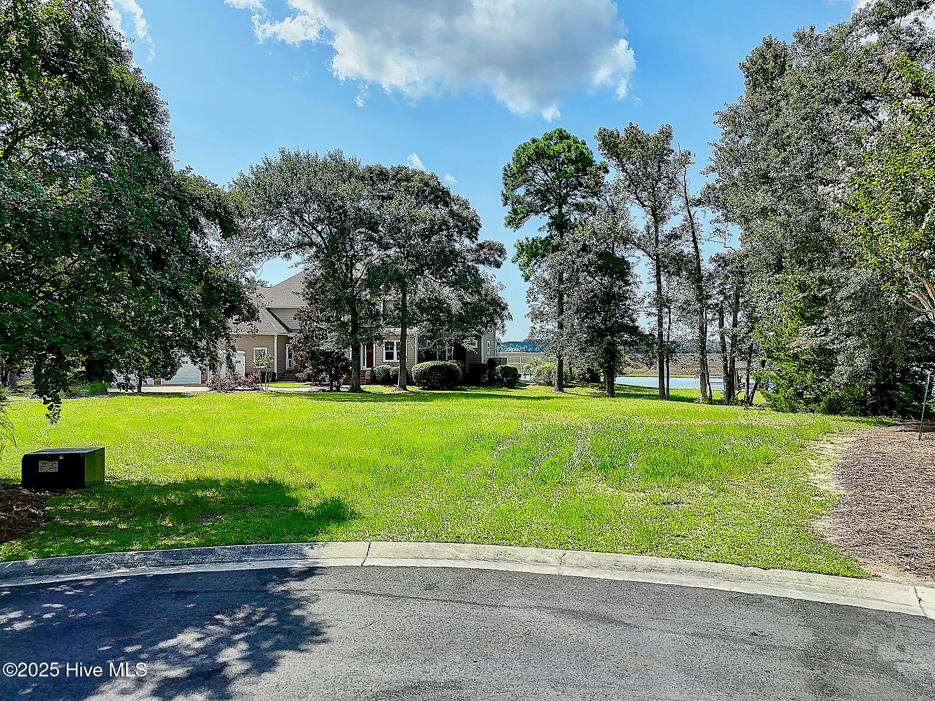 464 Herring Gull Court Property Photo 3