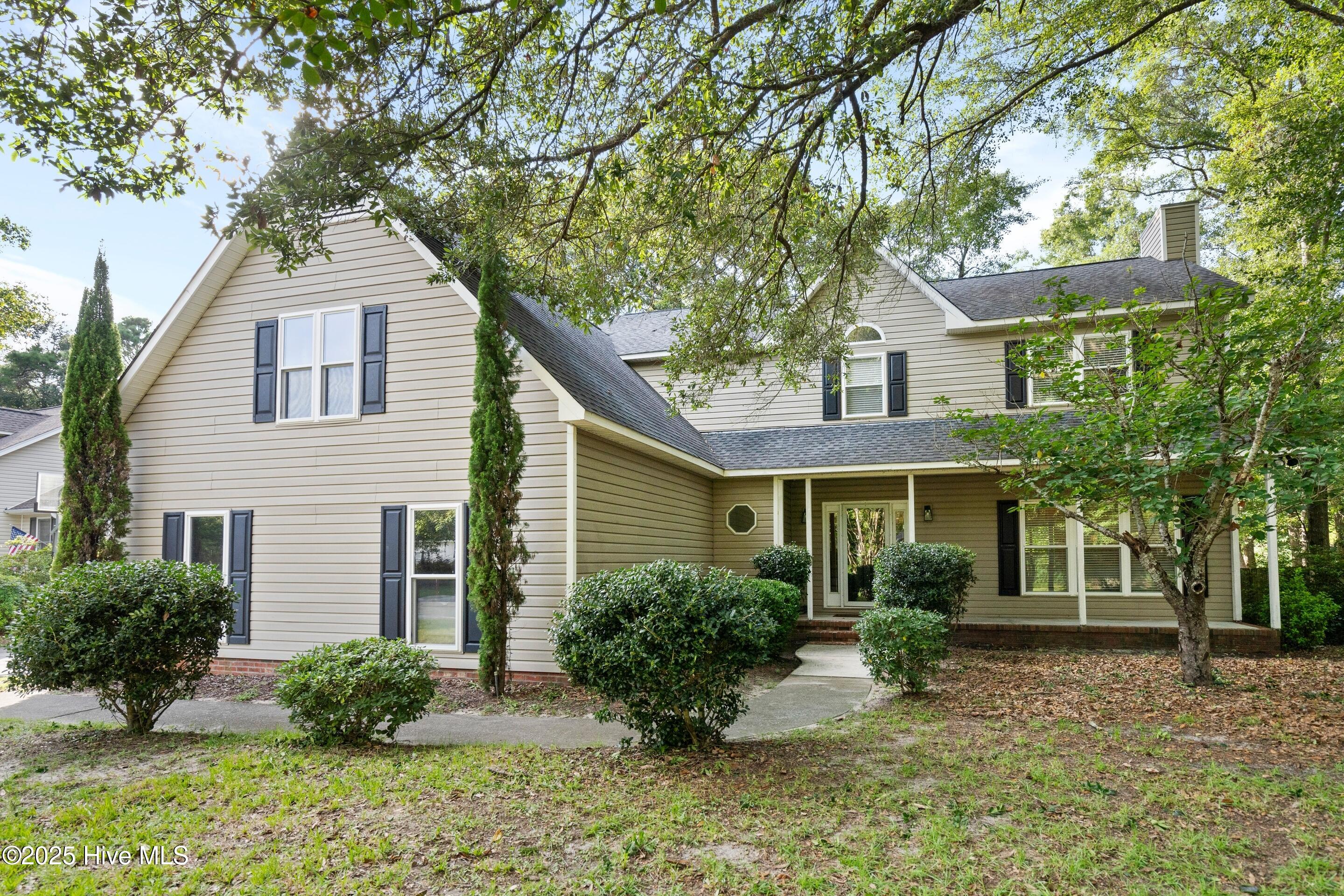 315 Lonicera Court Property Photo 1