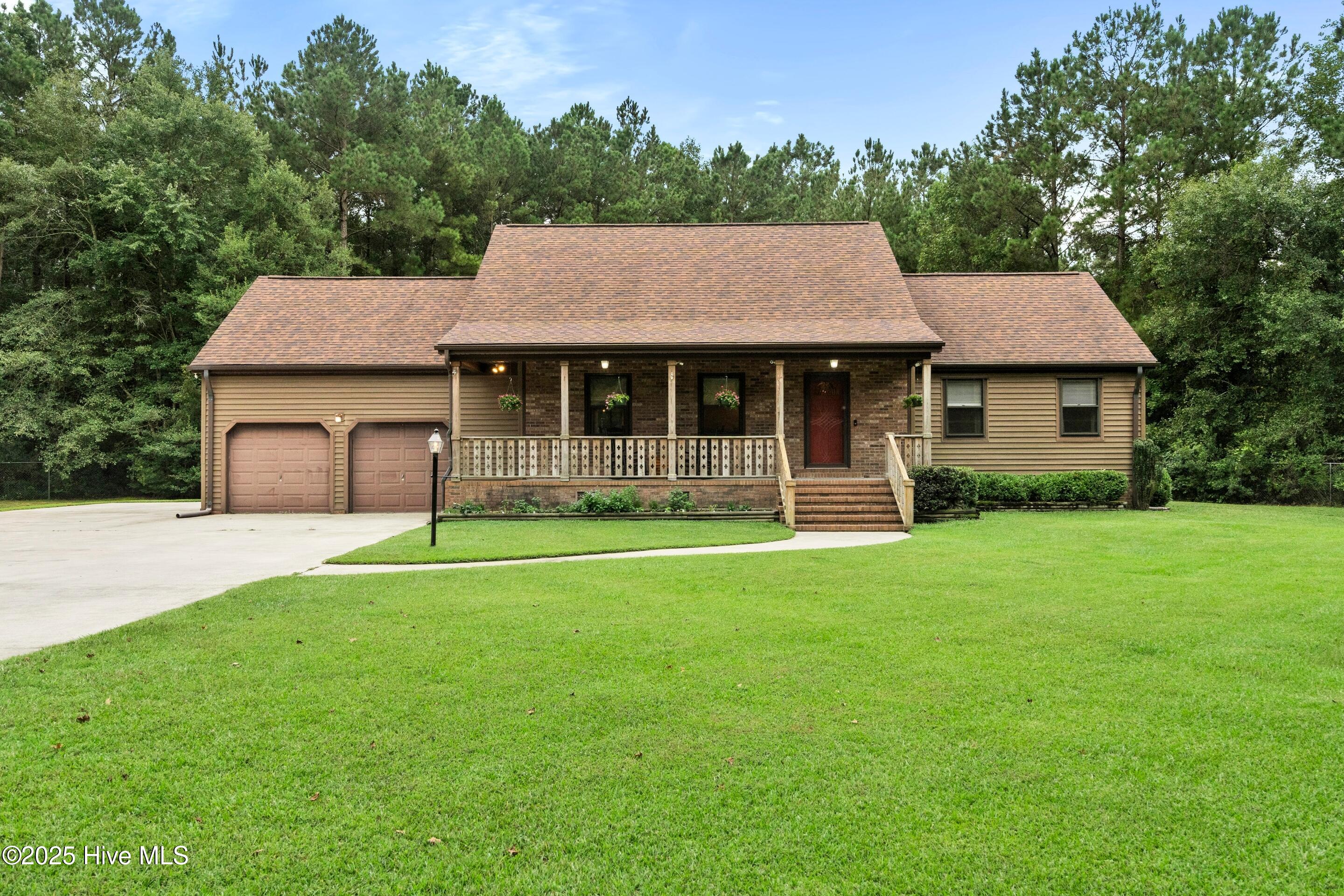 275 Curtis Drive Property Photo 1