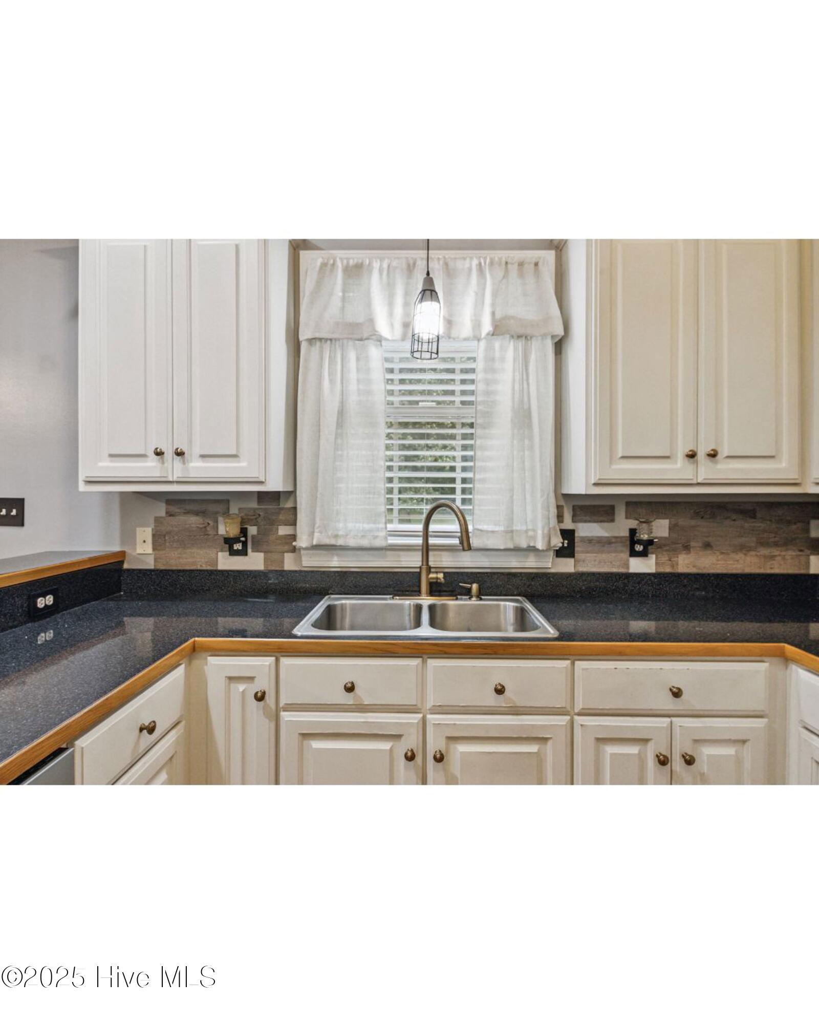 226 Fletcher Ridge Road Property Photo 15