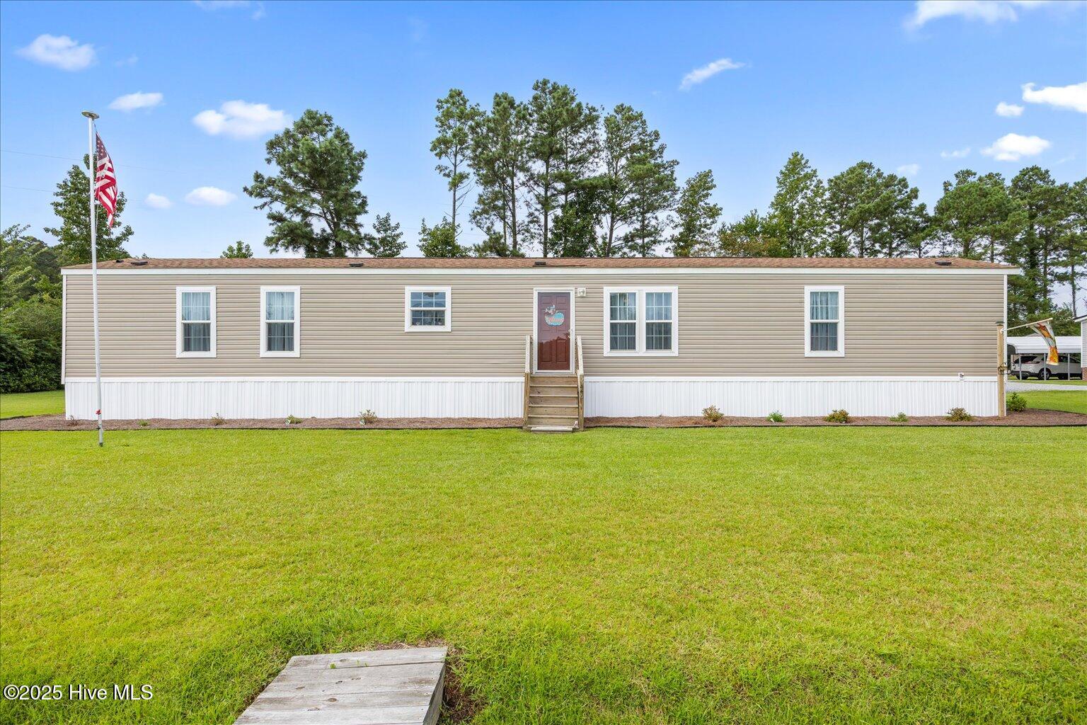 446 Chicken Neck Road Property Photo 1