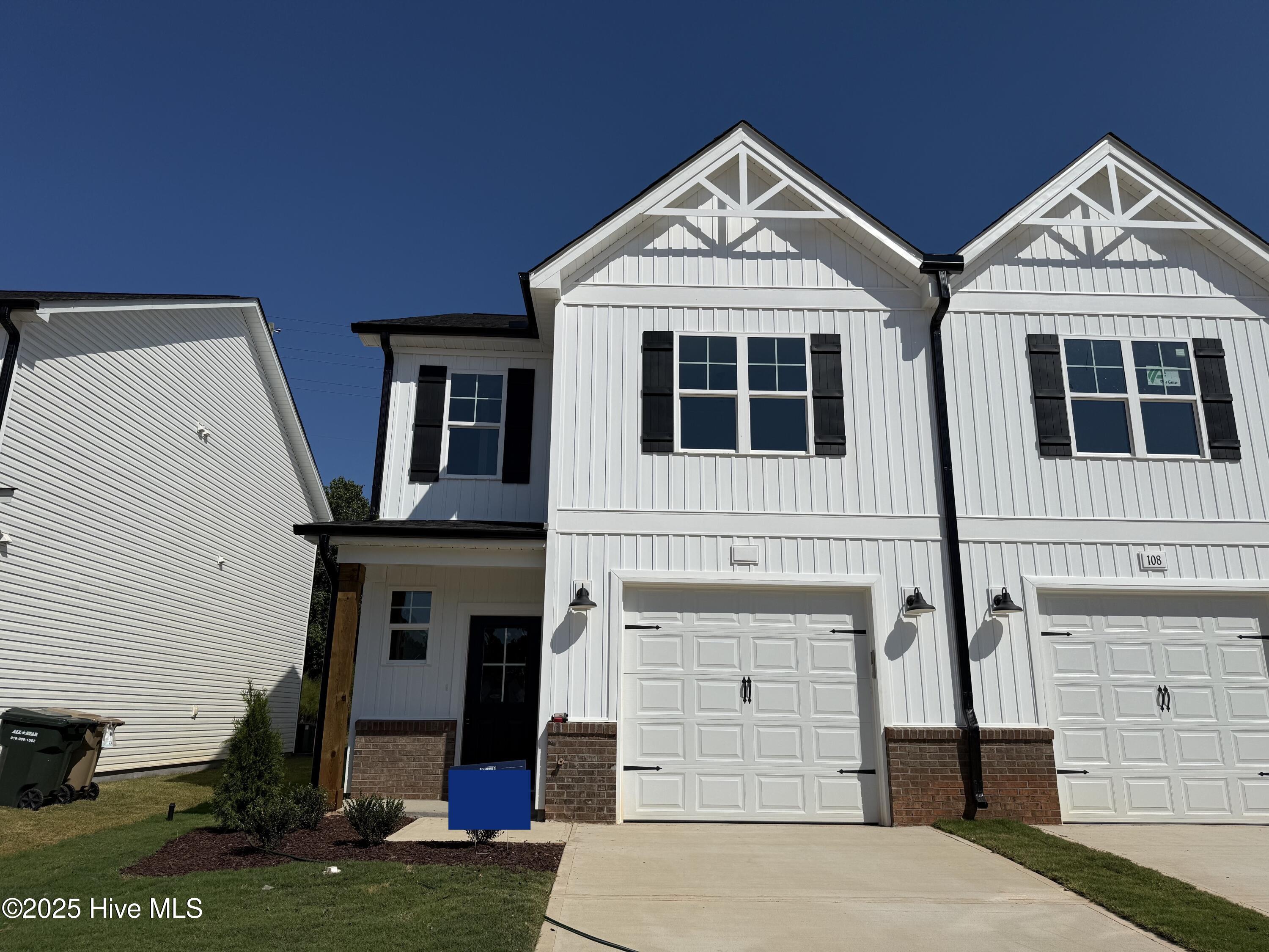 112 S Mistflower Street Property Photo 1