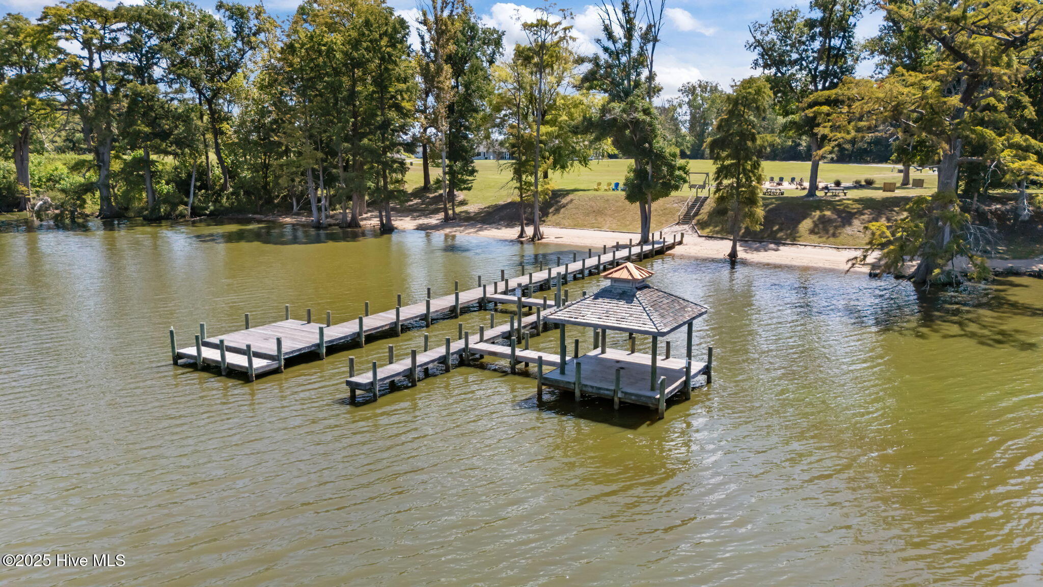 108 72 Majestic Circle Property Photo 8