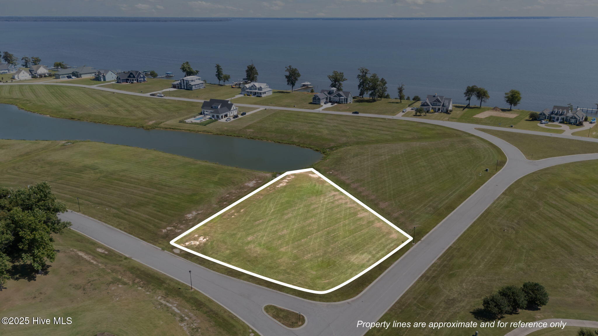 102 70 Majestic Circle Property Photo 3