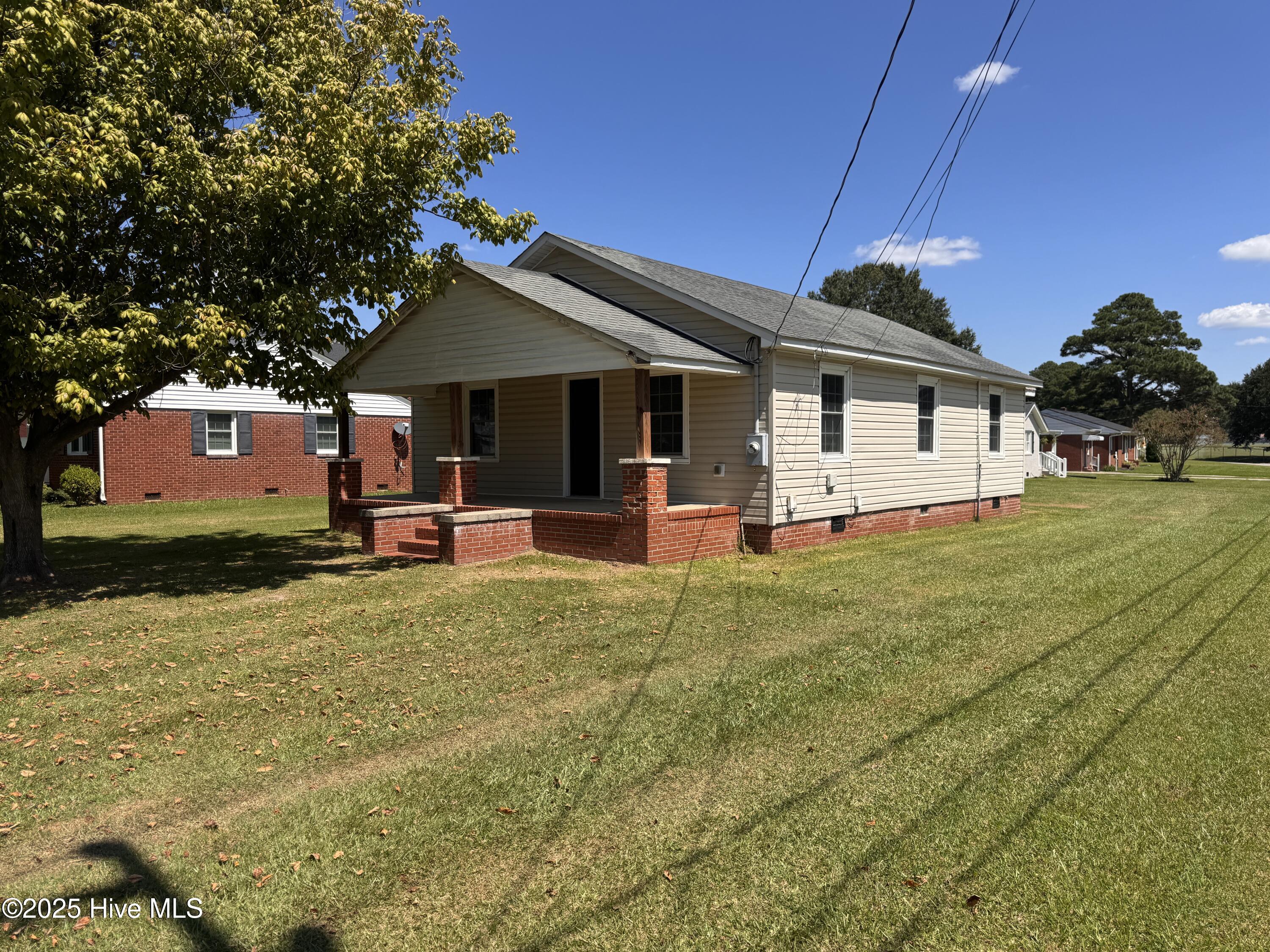 107 S Mccaskey Road Property Photo 3