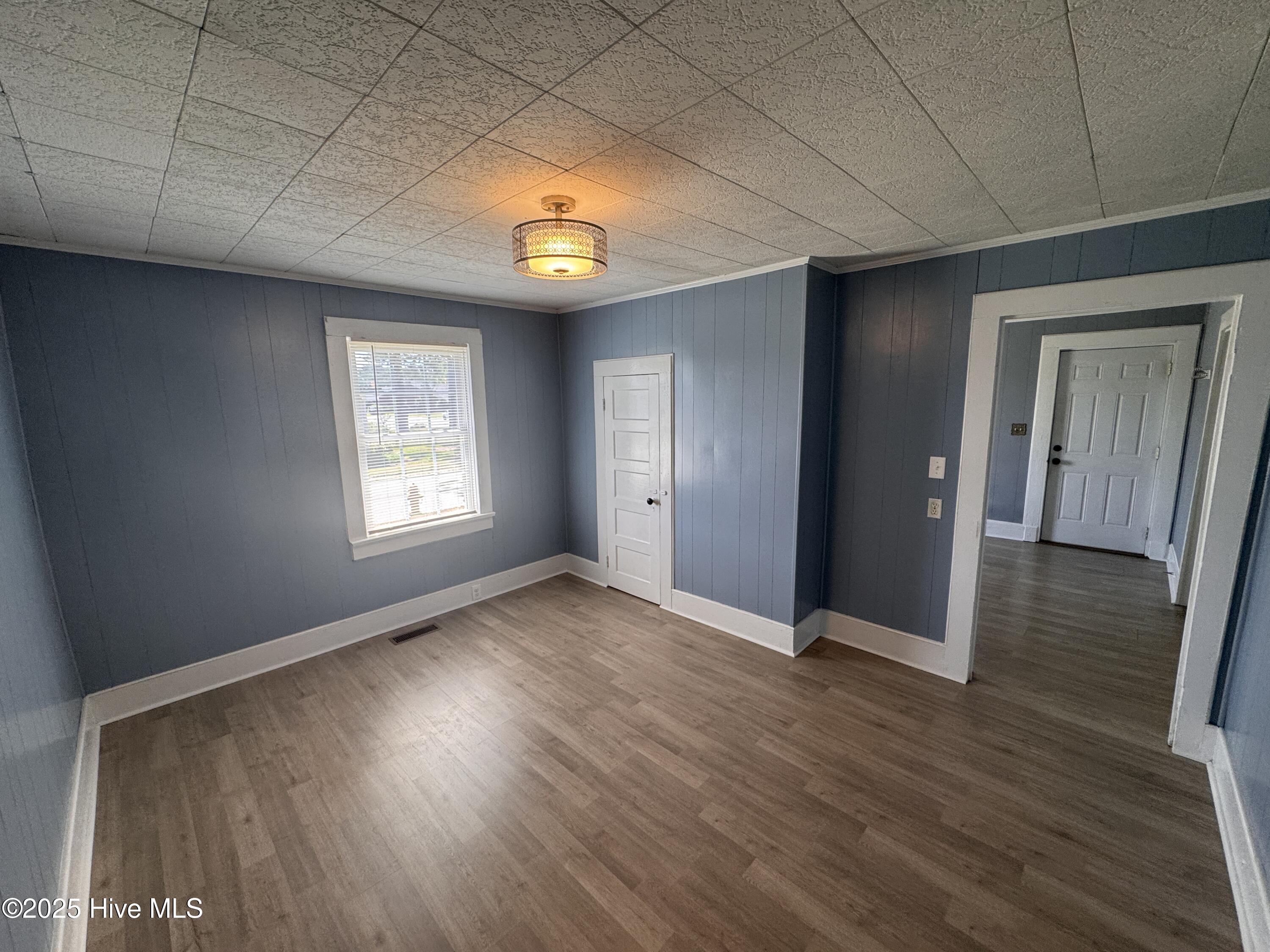 107 S Mccaskey Road Property Photo 6