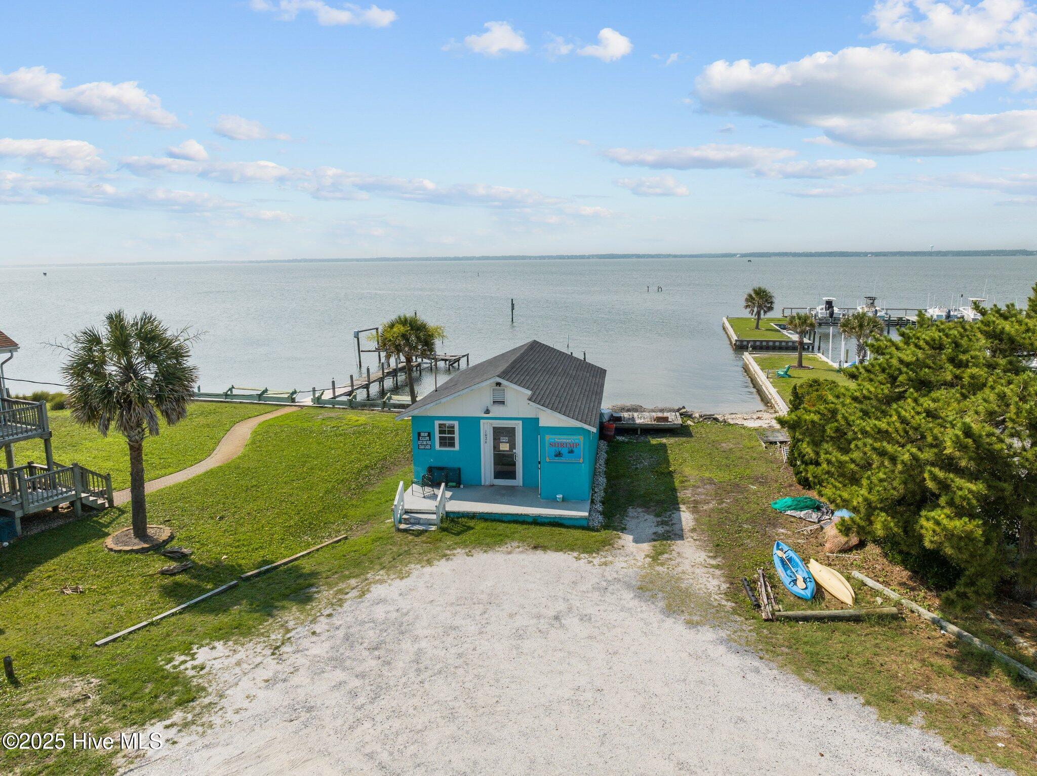 1024 Salter Path Road Property Photo 7