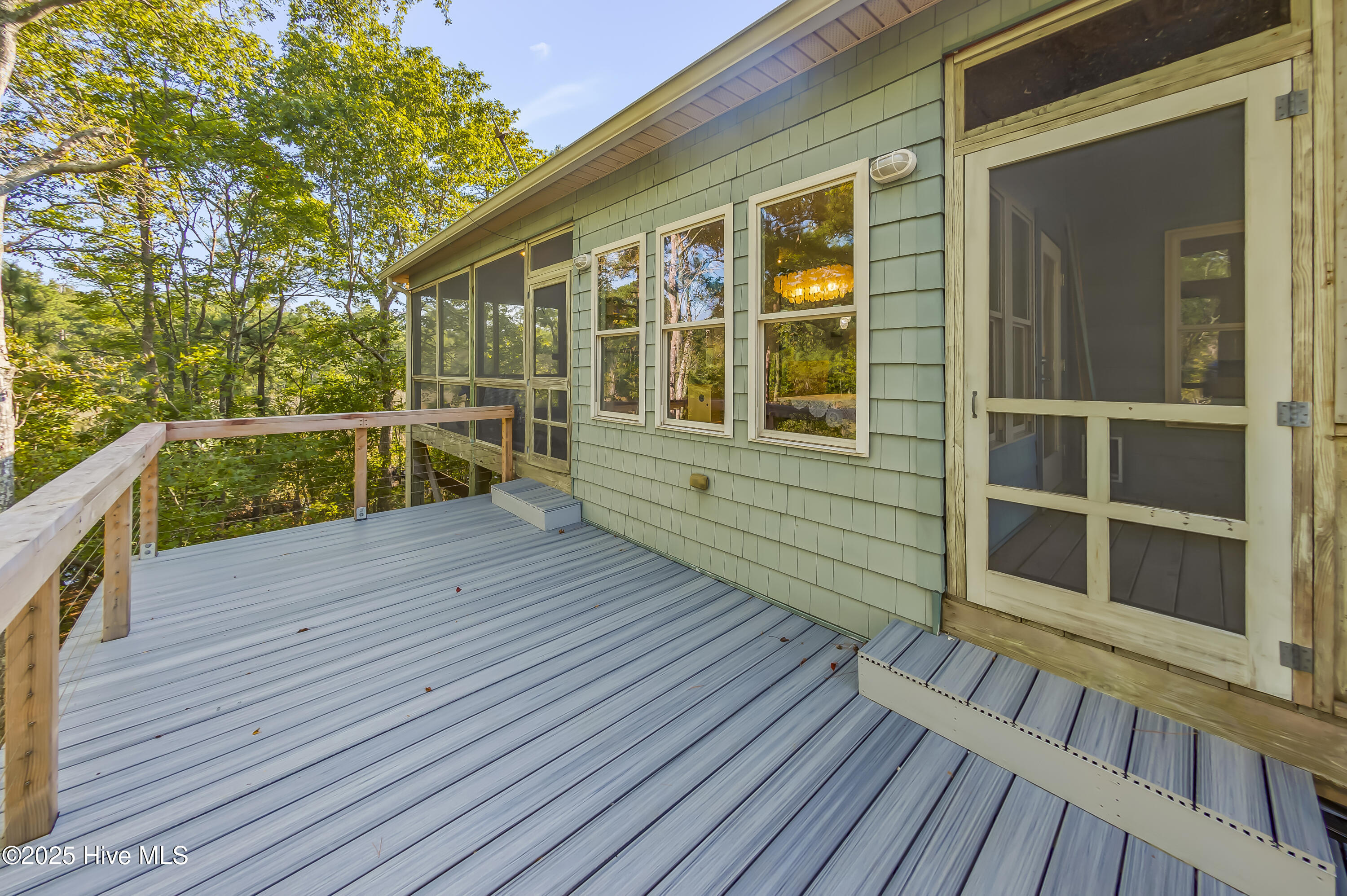 452 Indian Bluff Drive Property Photo 8