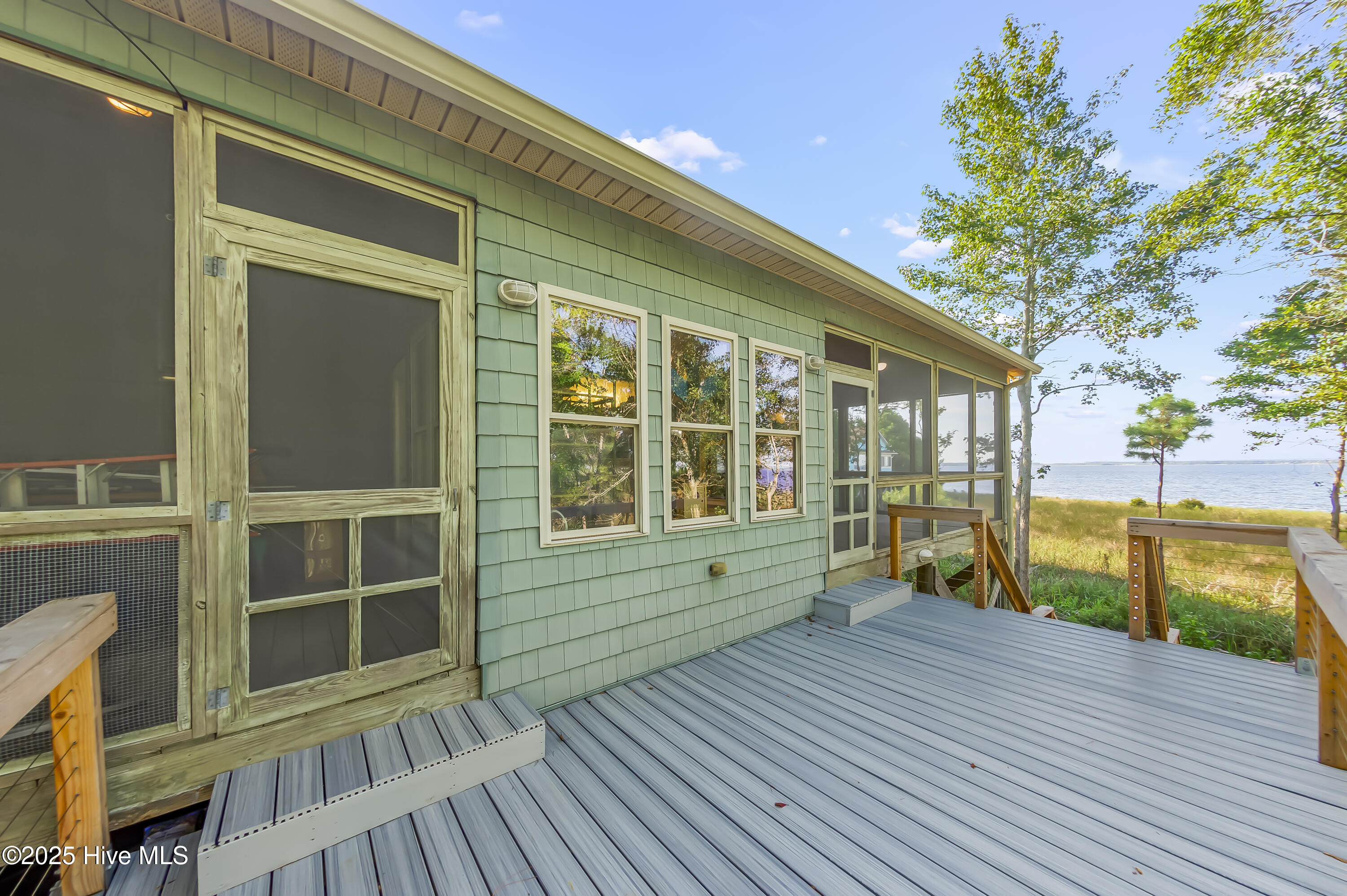 452 Indian Bluff Drive Property Photo 9
