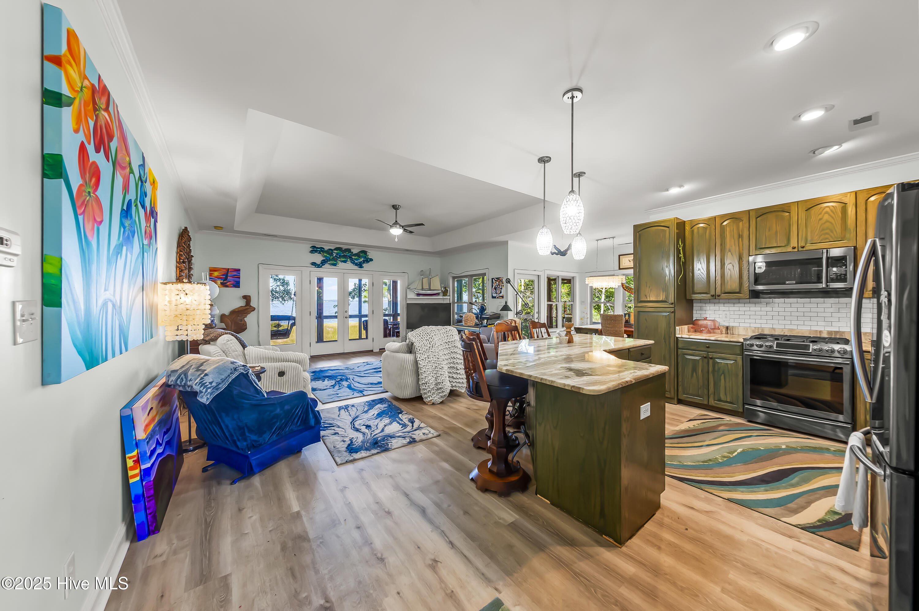 452 Indian Bluff Drive Property Photo 17