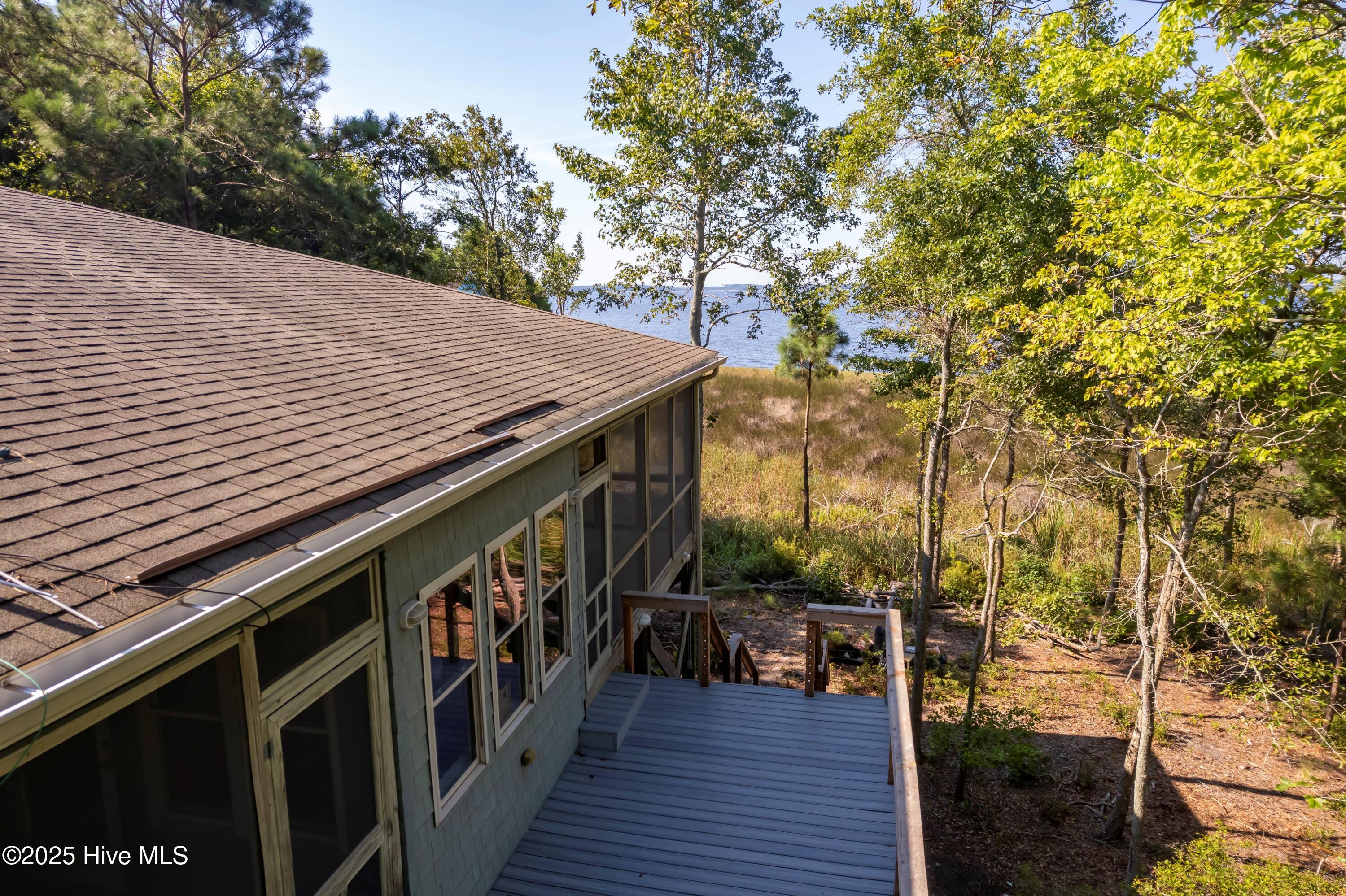 452 Indian Bluff Drive Property Photo 33