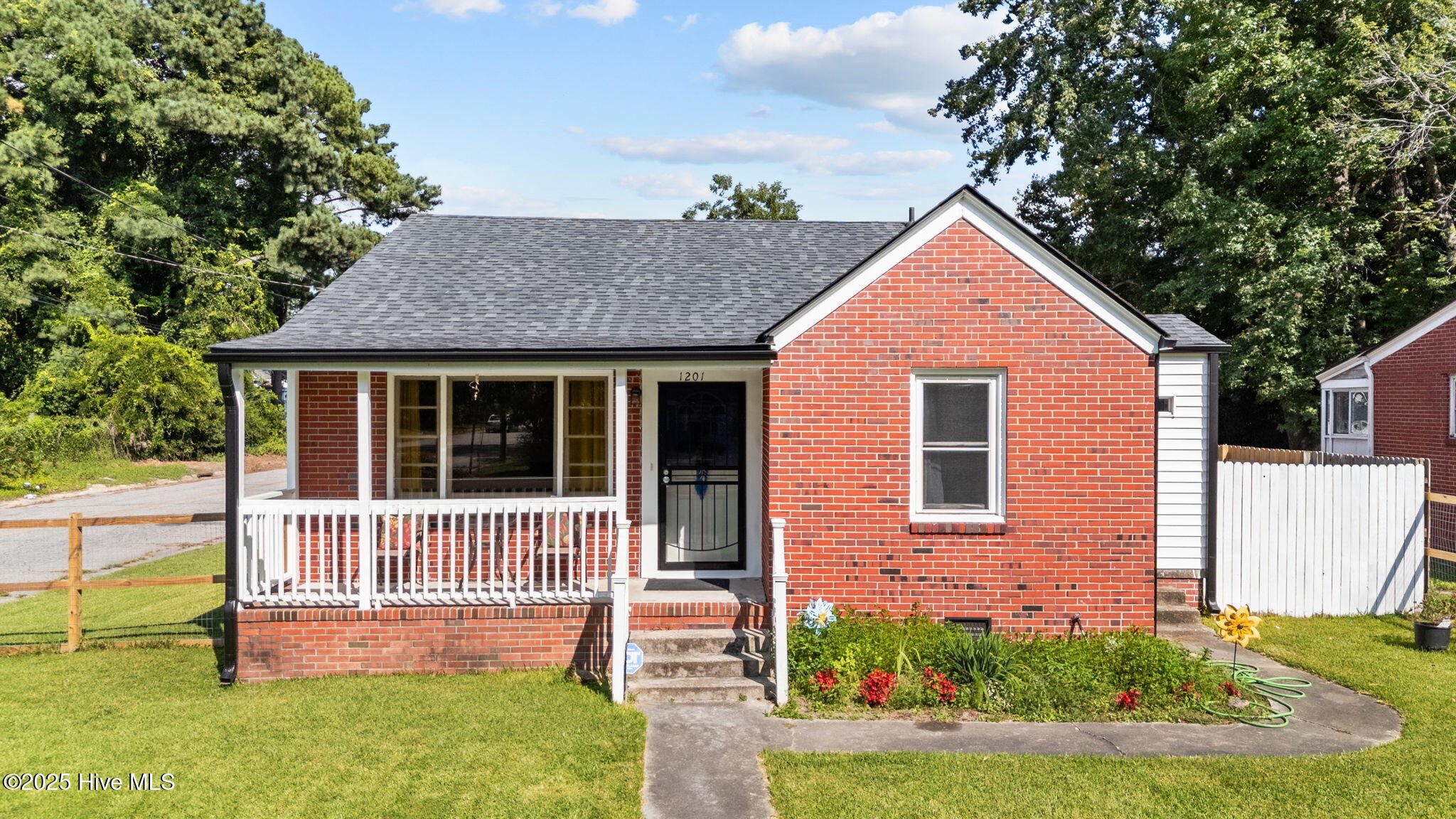 1201 Cypress Street Property Photo 1