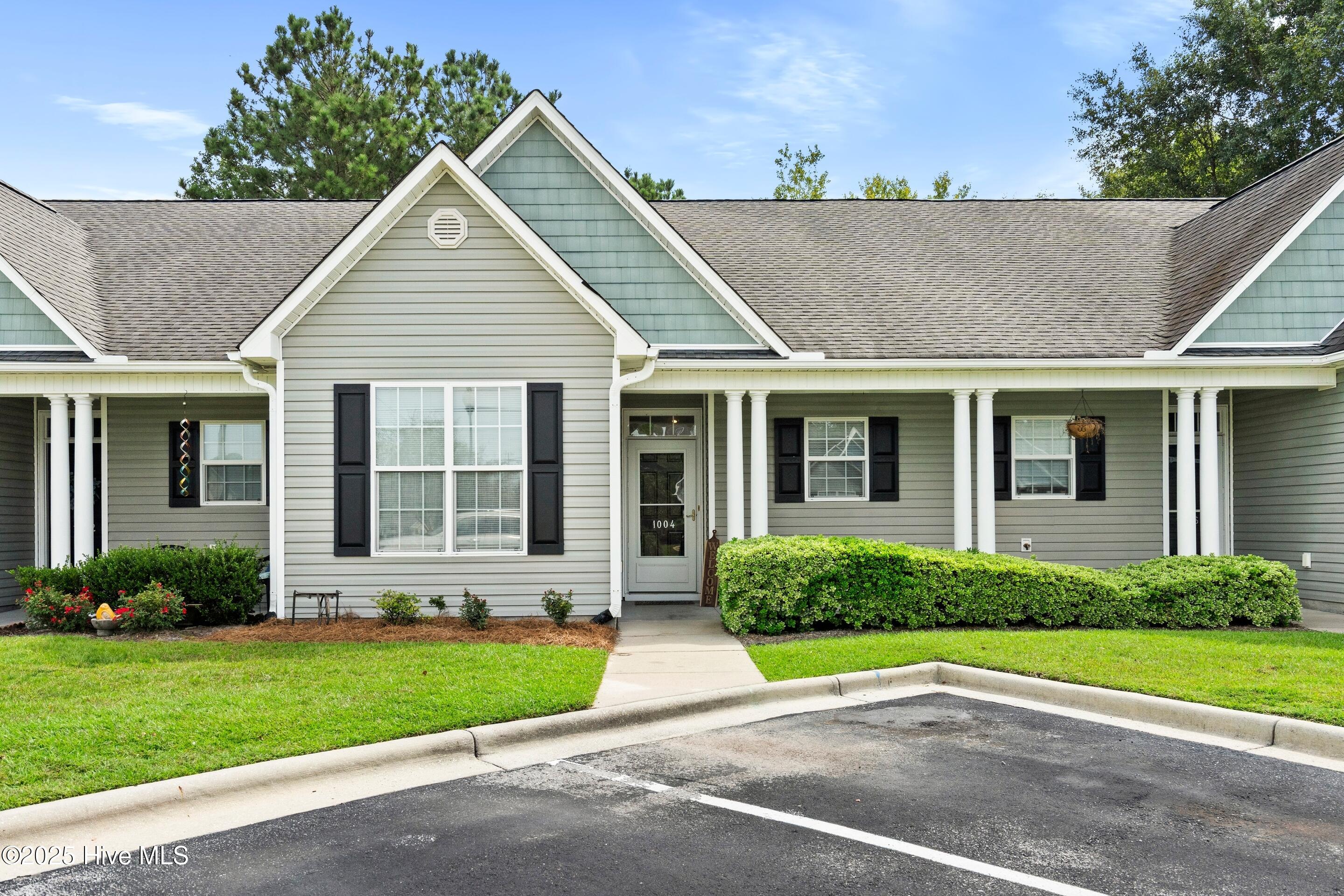 1004 Dandy Court Property Photo 1