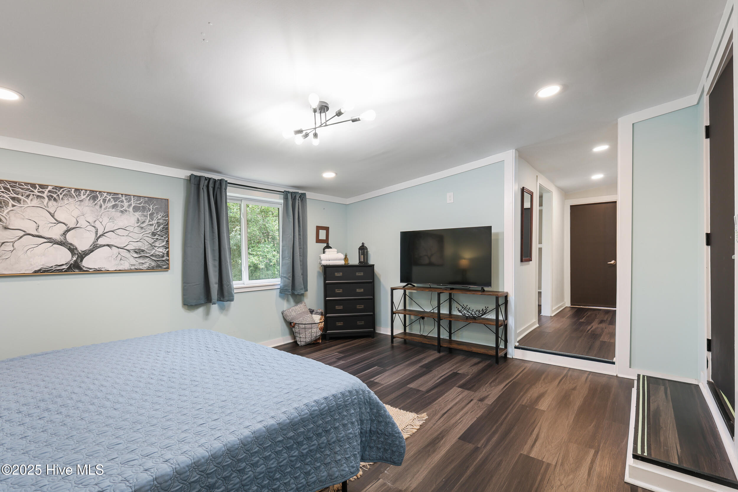 627 Jennings Drive Property Photo 13