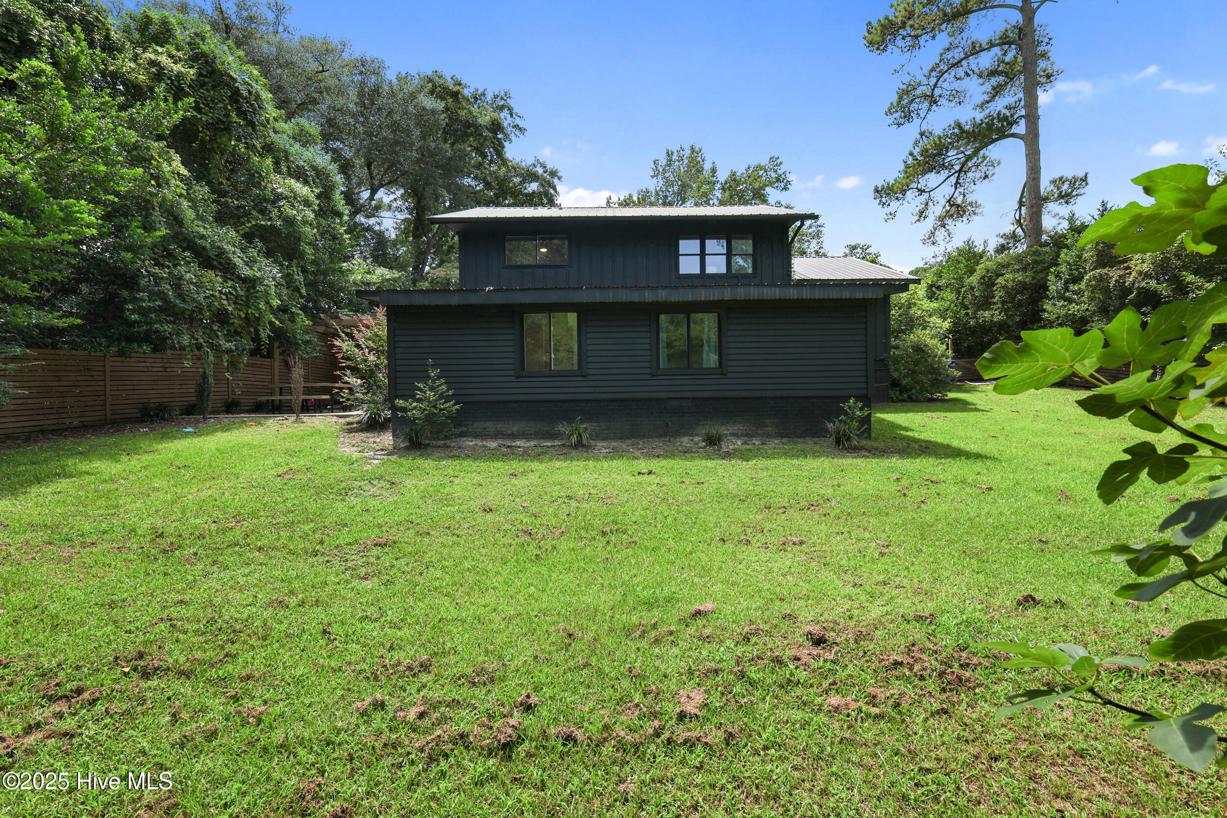 627 Jennings Drive Property Photo 25