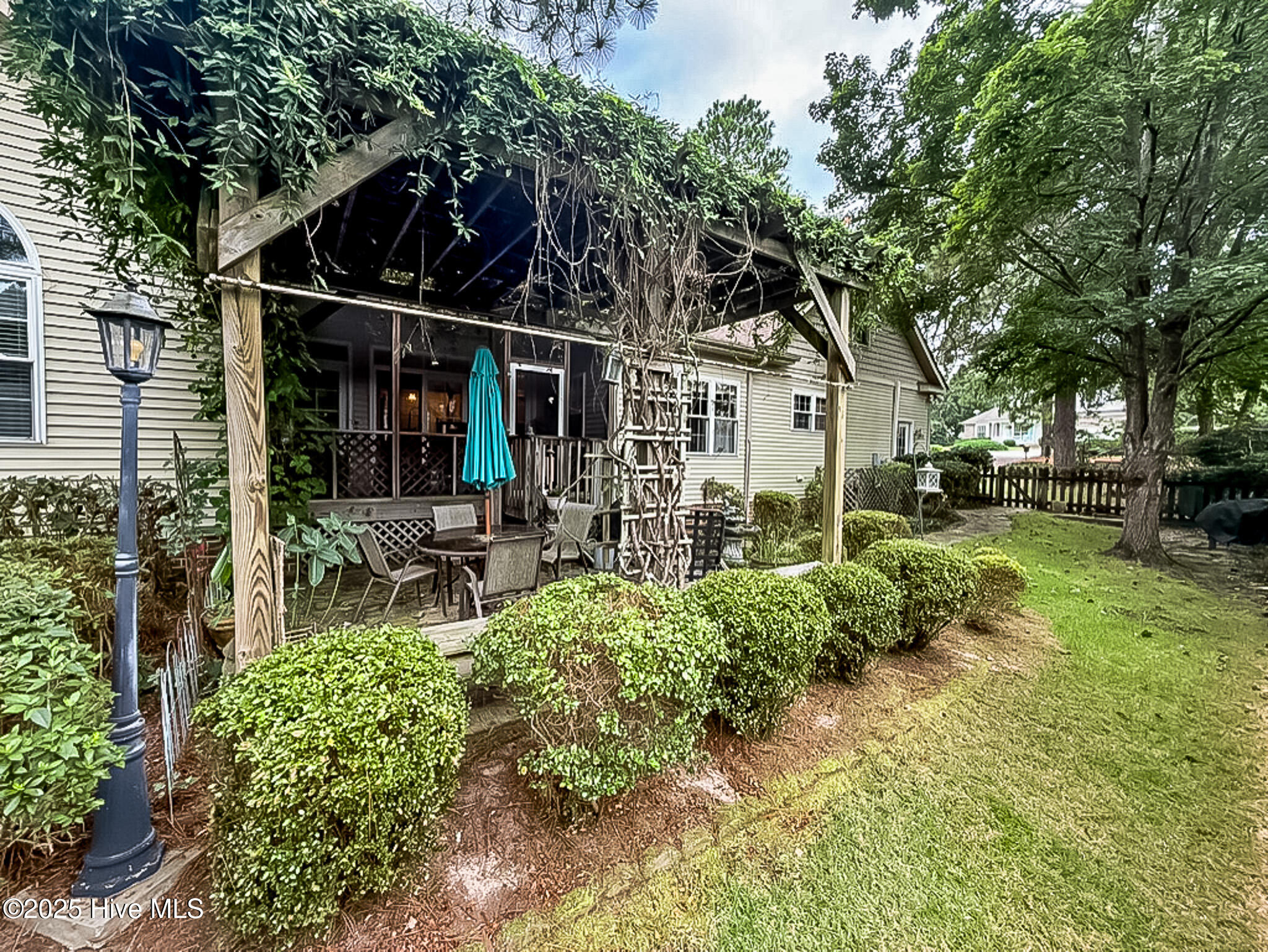 2 Troy Court Property Photo 11