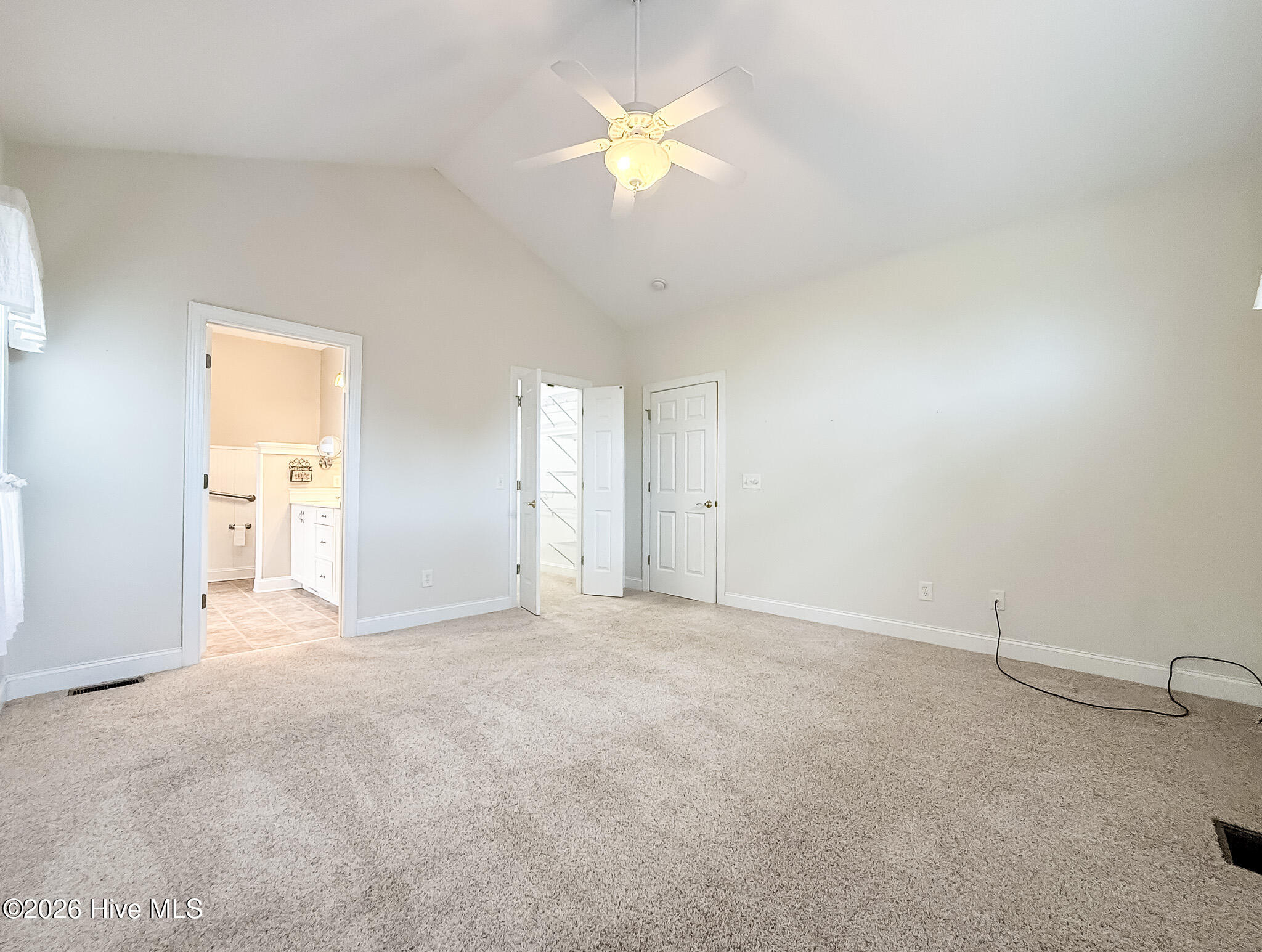 2 Troy Court Property Photo 40