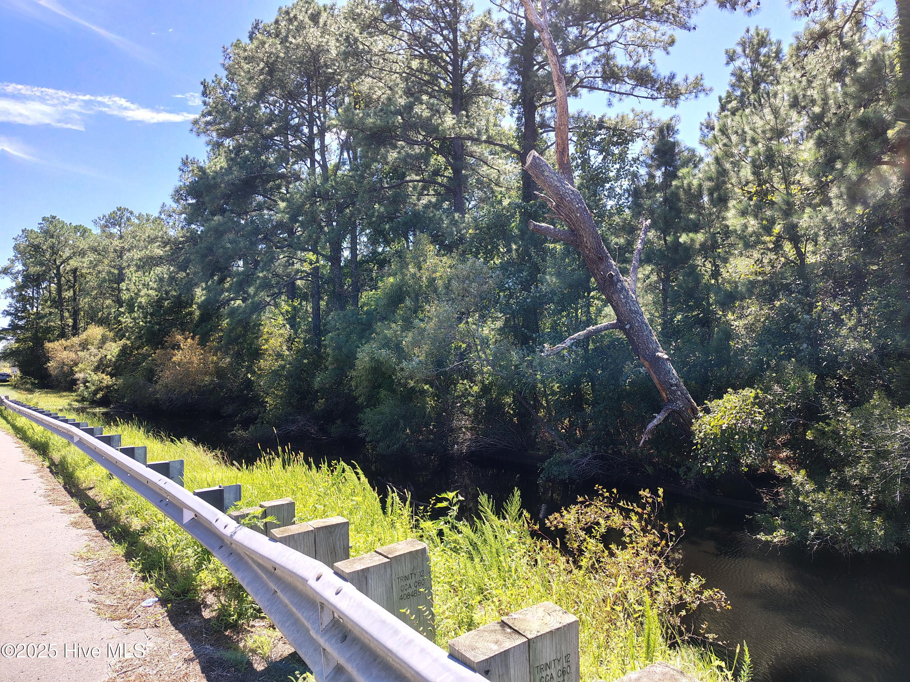 498 Poyners Road Property Photo 4