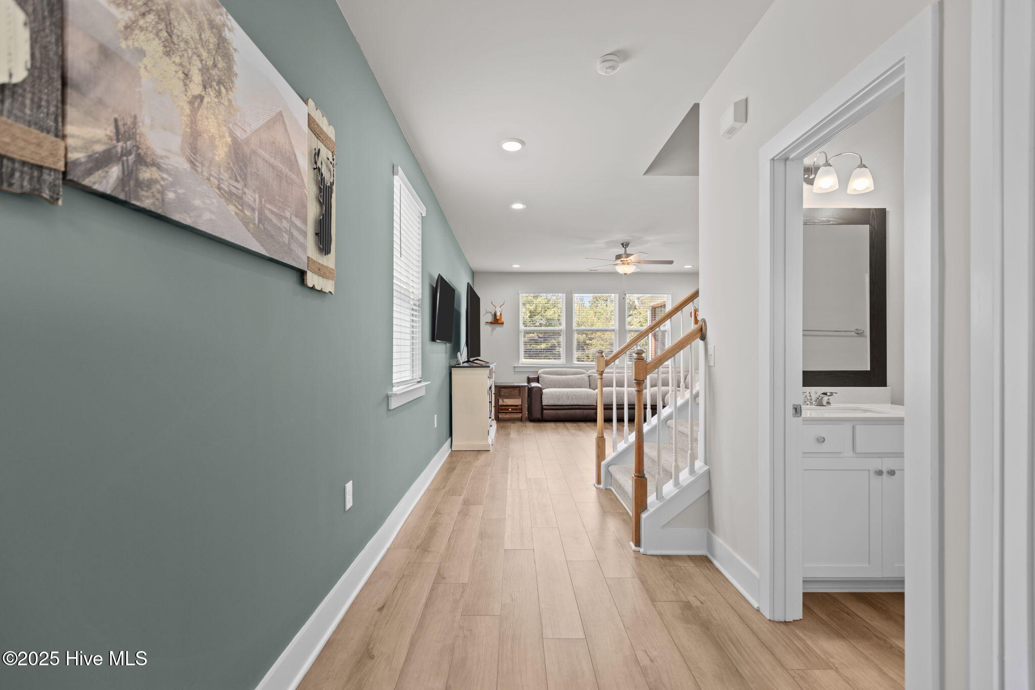 351 Fast Pitch Lane Property Photo 4