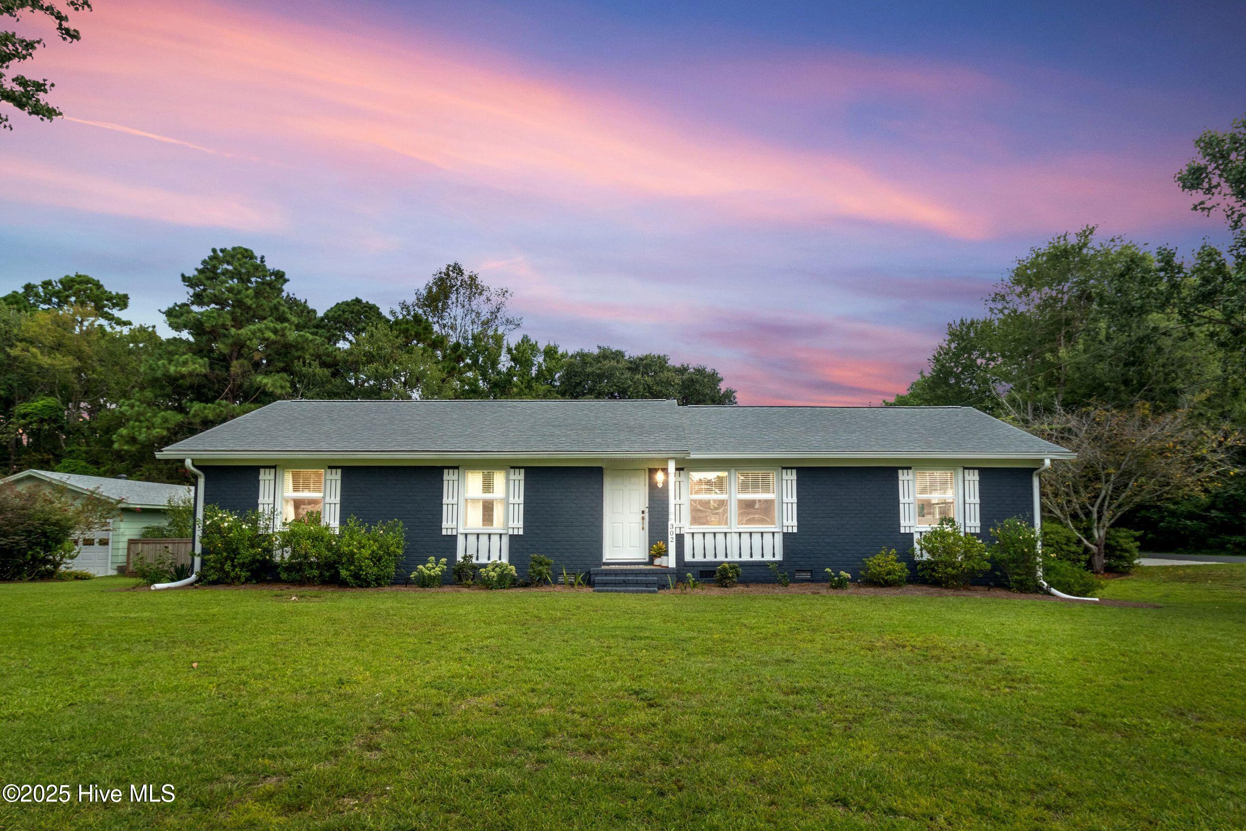 302 Mohican Trail Property Photo 1