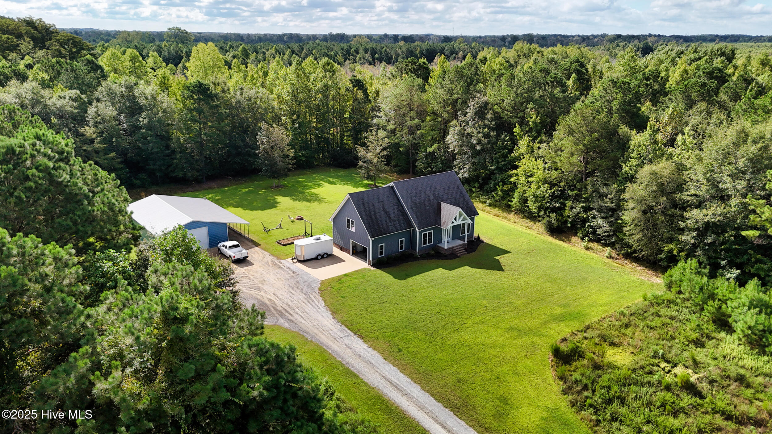 114 Deerfield Drive Property Photo 1