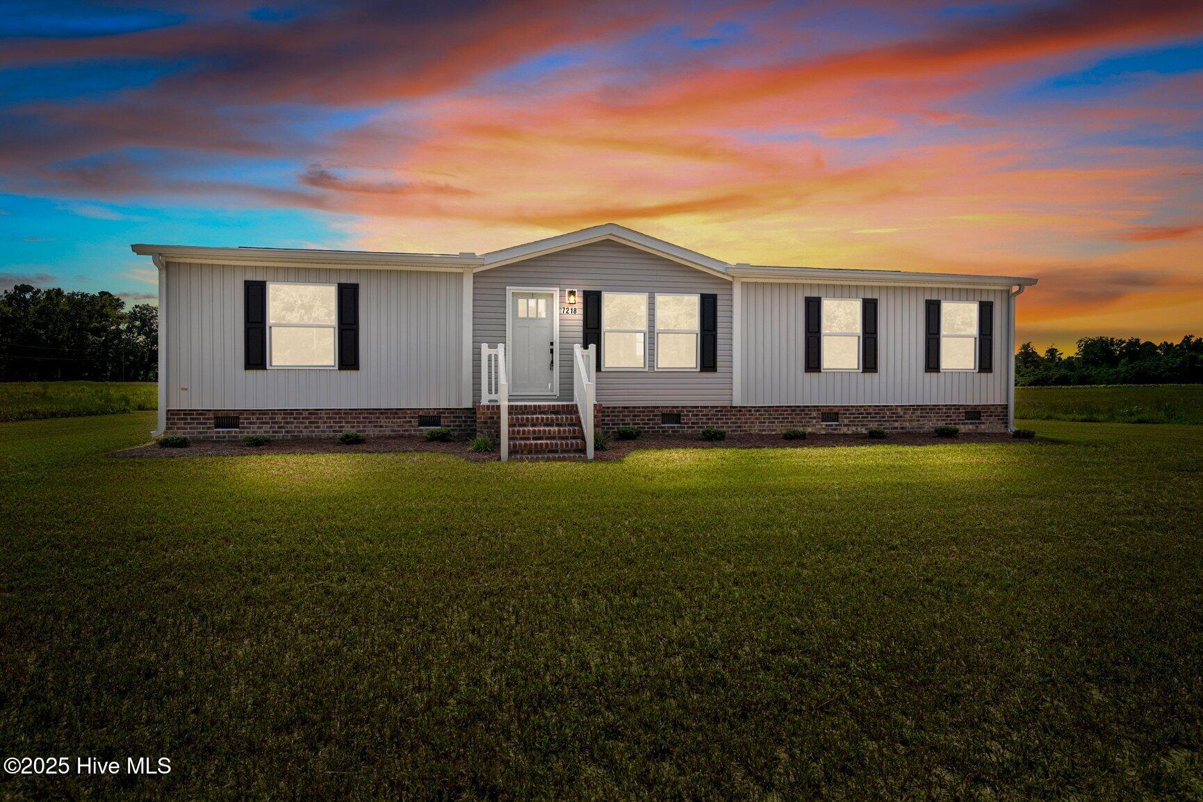 7218 Race Track Road Property Photo 1