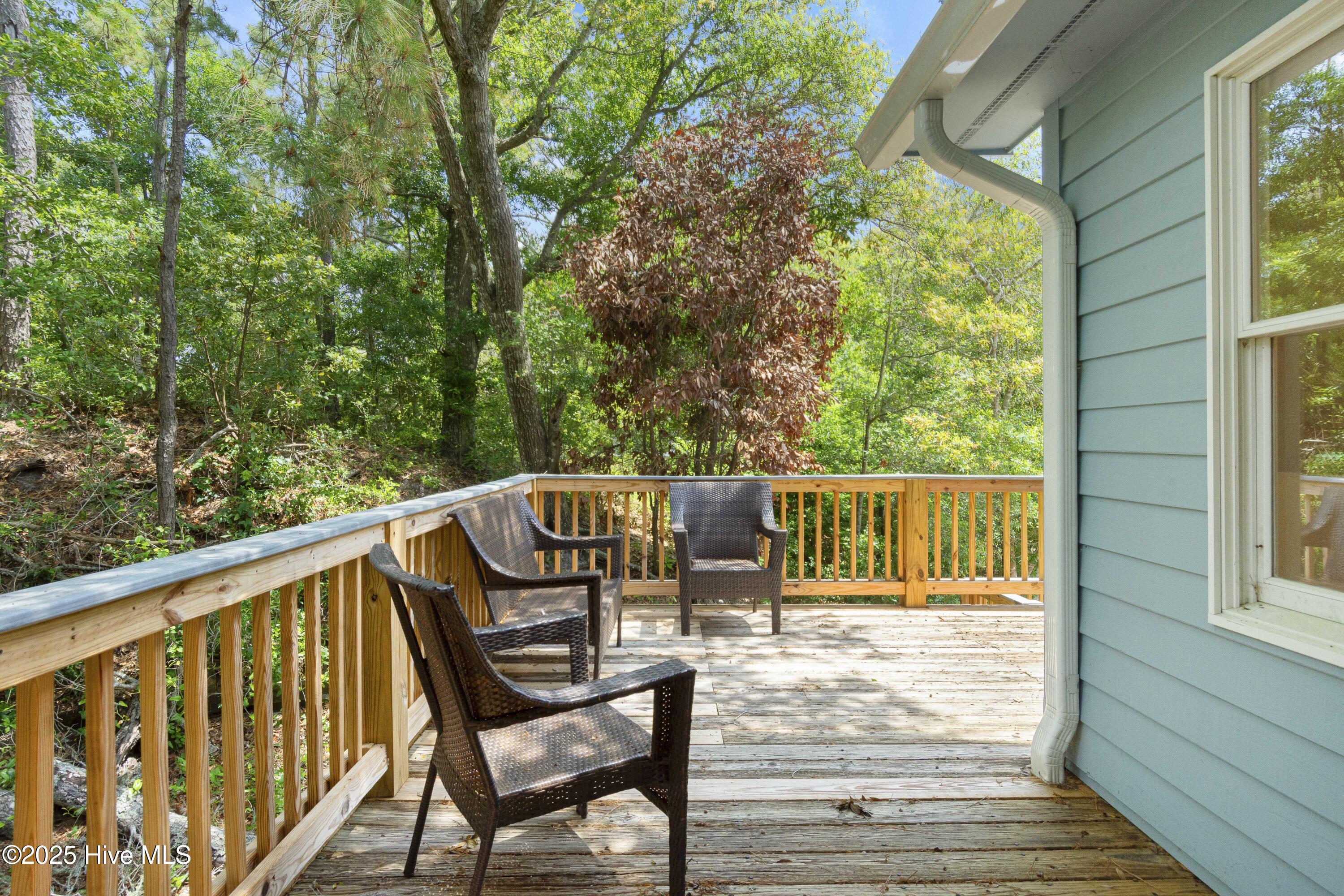 127 Sand Castle Drive Property Photo 6