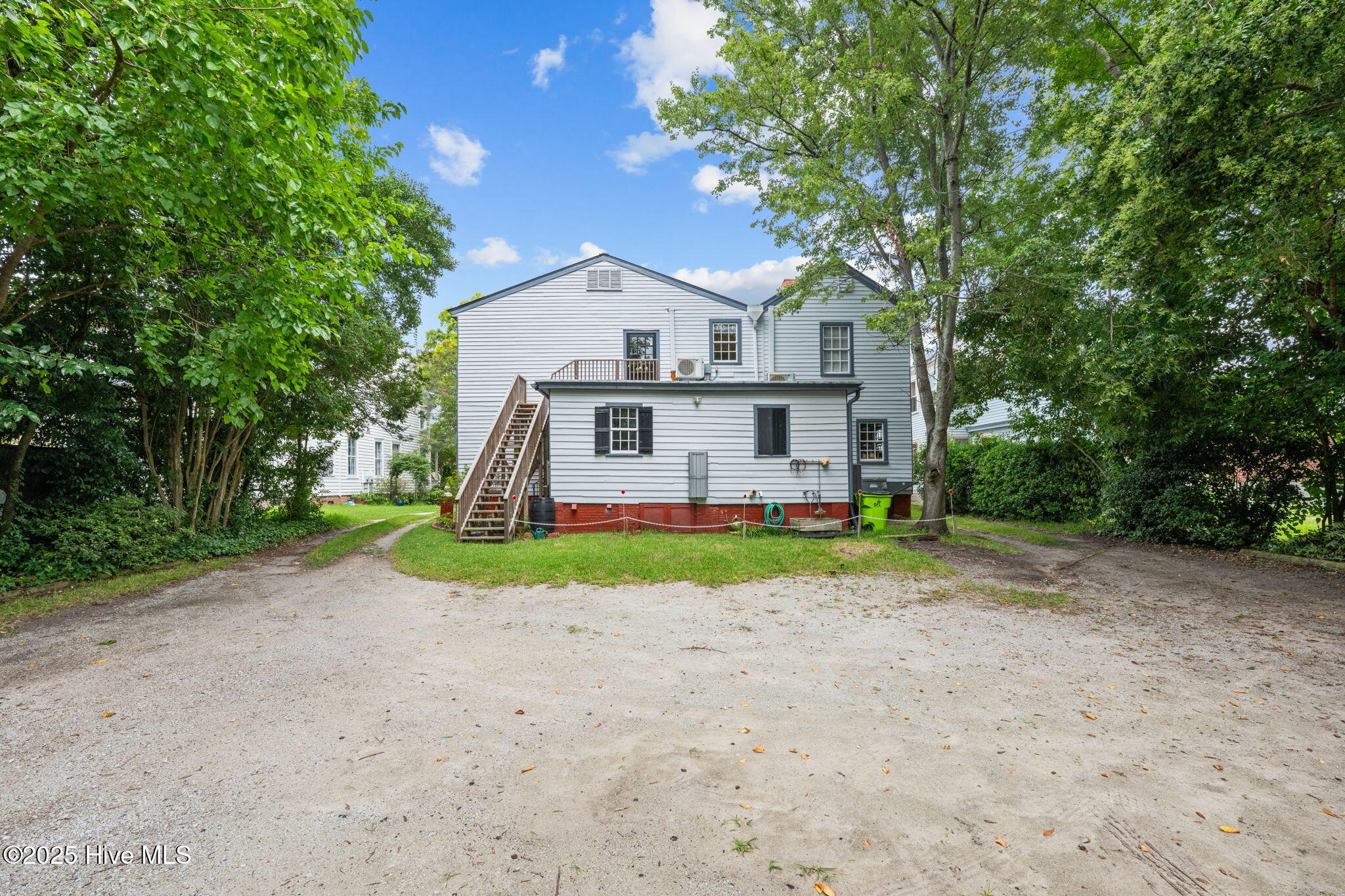 215 Pollock Street Property Photo 59