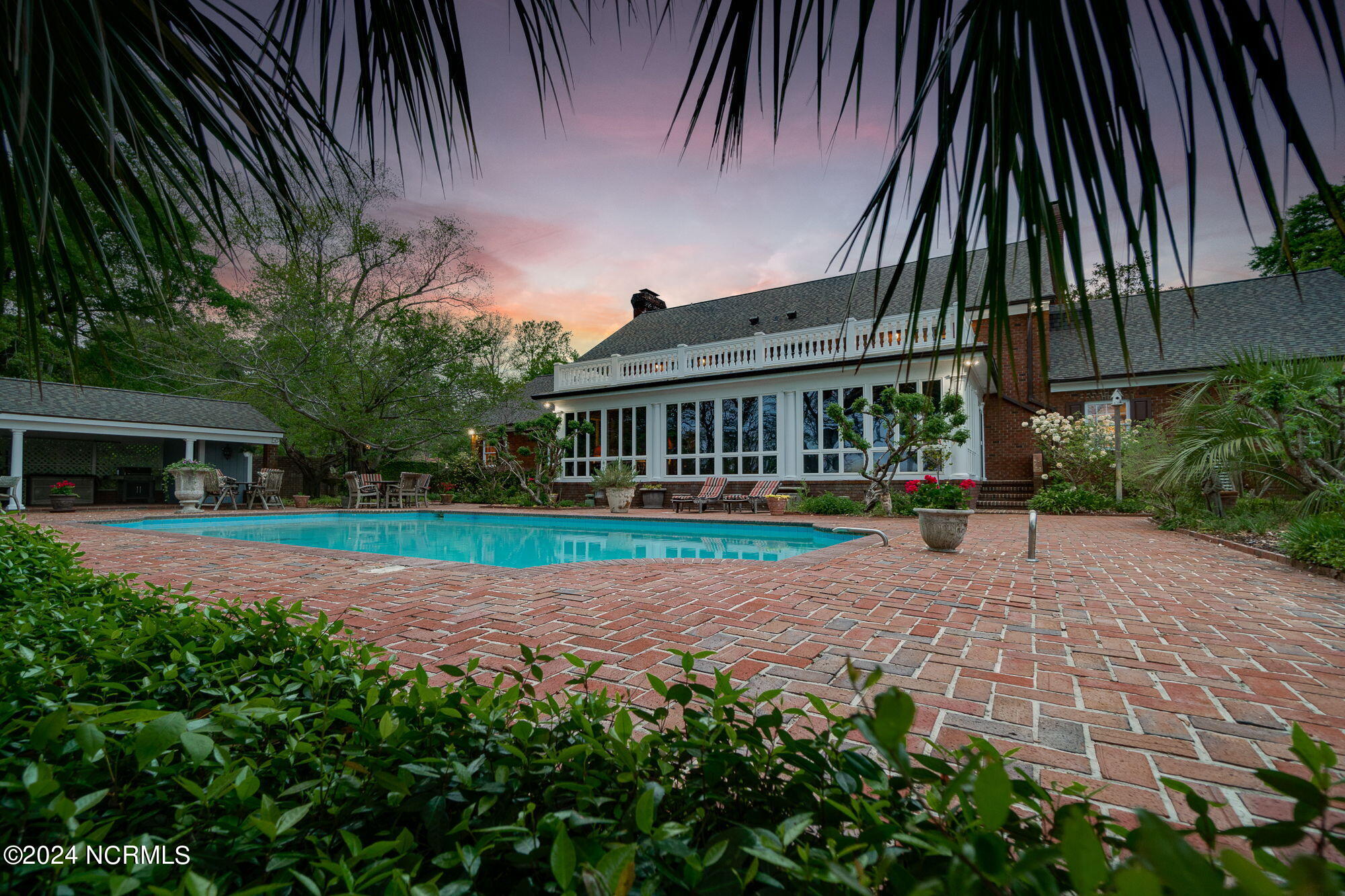 130 Harbour Drive Property Photo 4