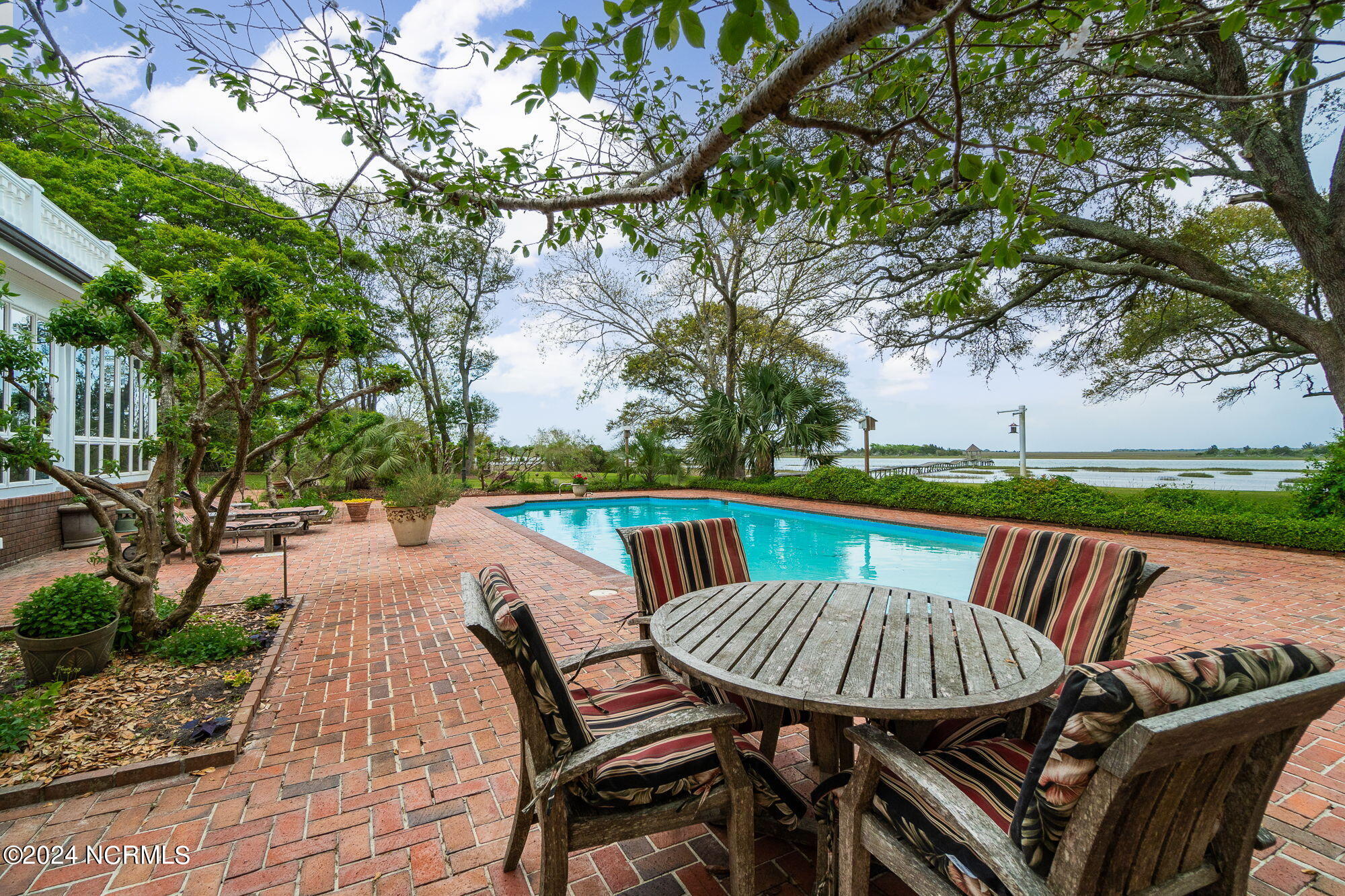 130 Harbour Drive Property Photo 14