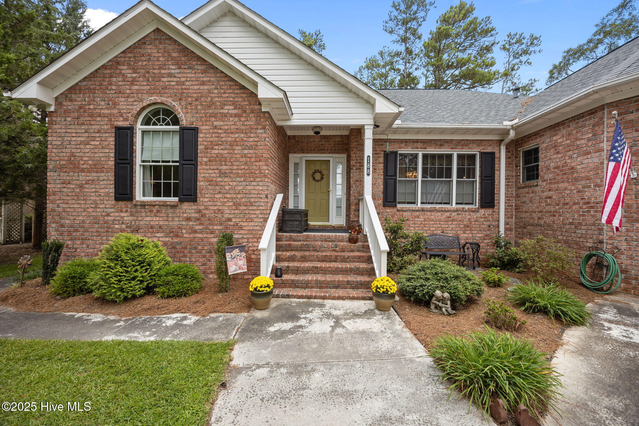 188 Quail Road Property Photo 3