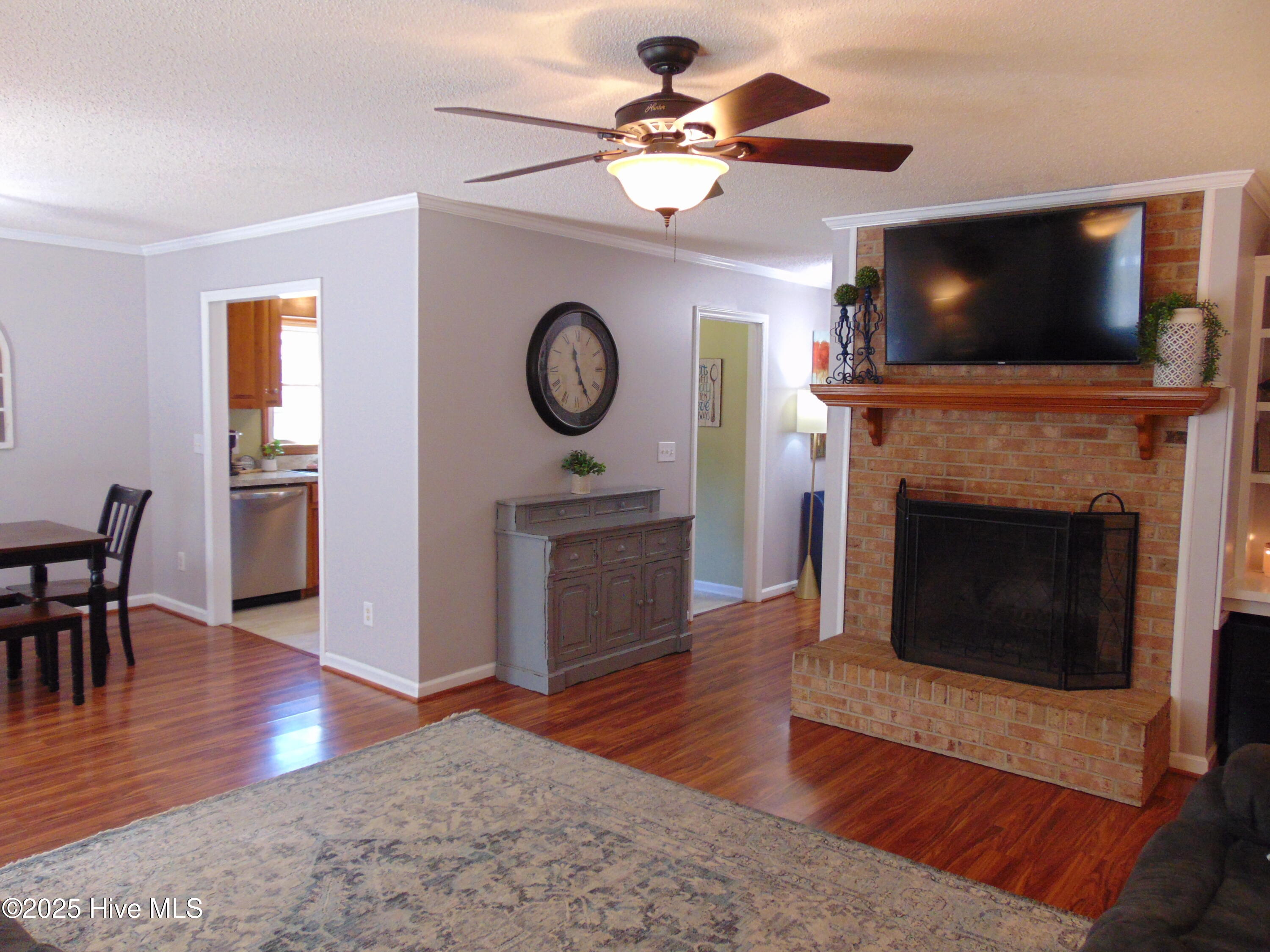 15 Gina Lee Terrace Property Photo 9