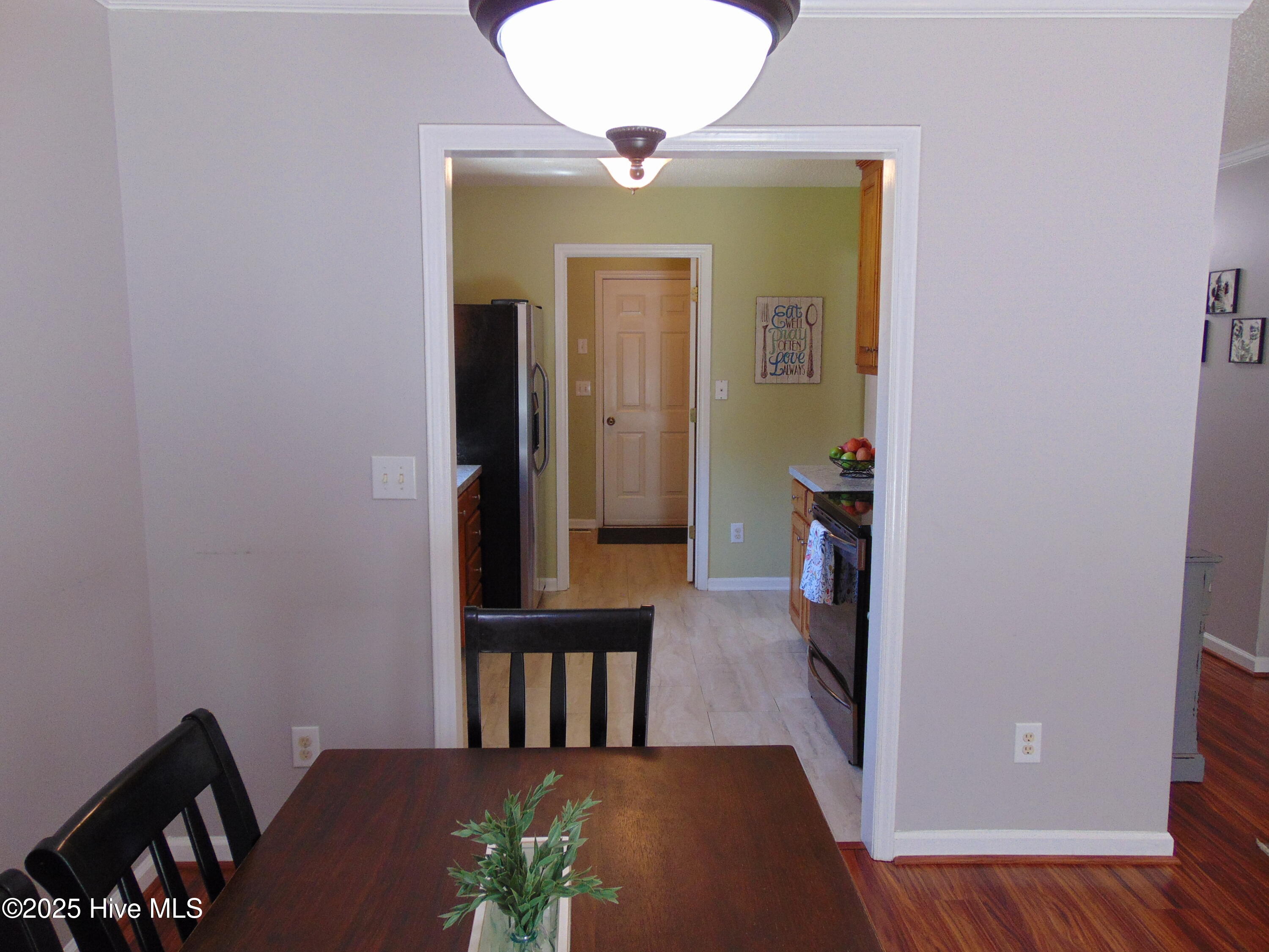 15 Gina Lee Terrace Property Photo 15