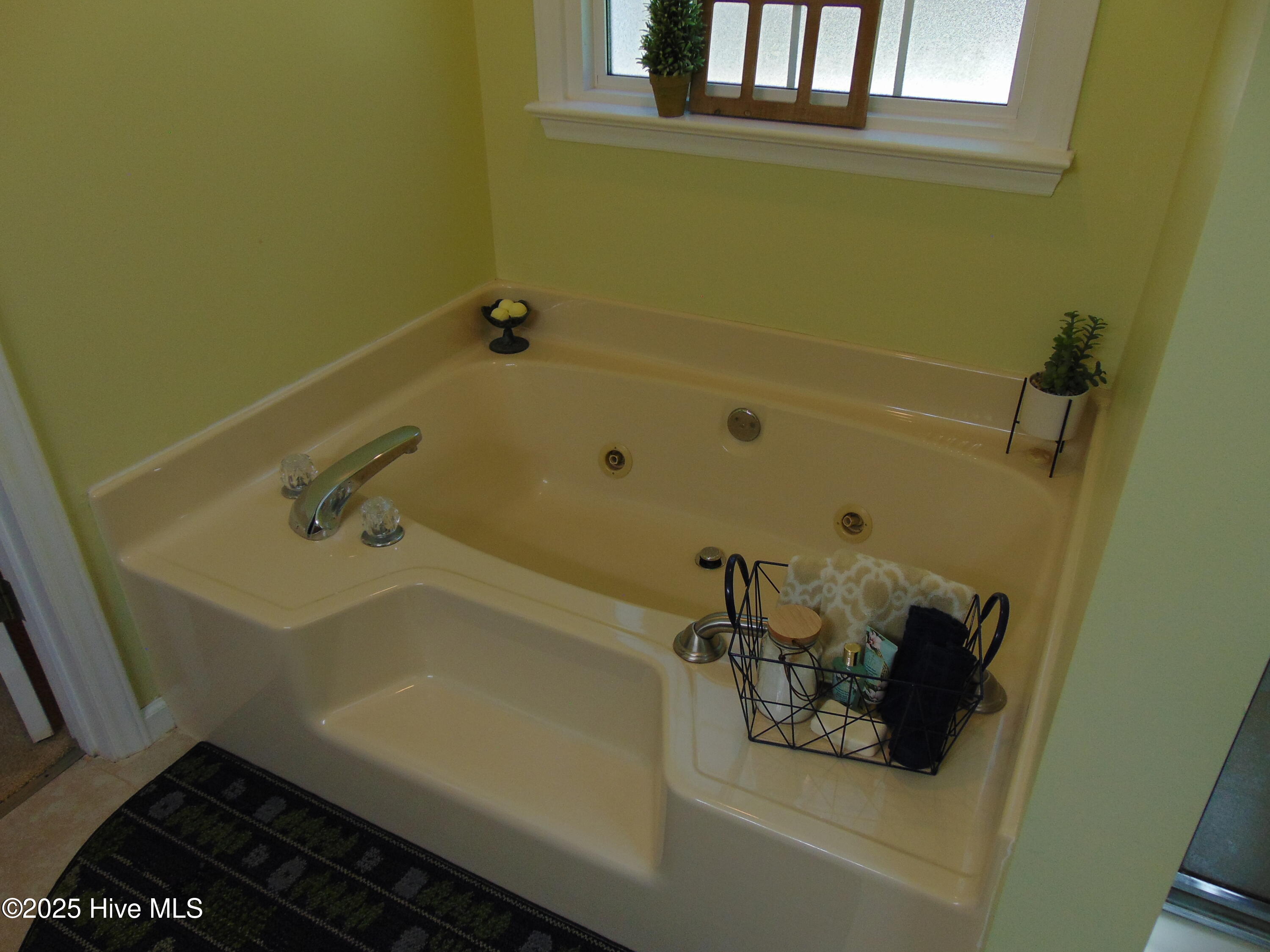 15 Gina Lee Terrace Property Photo 28