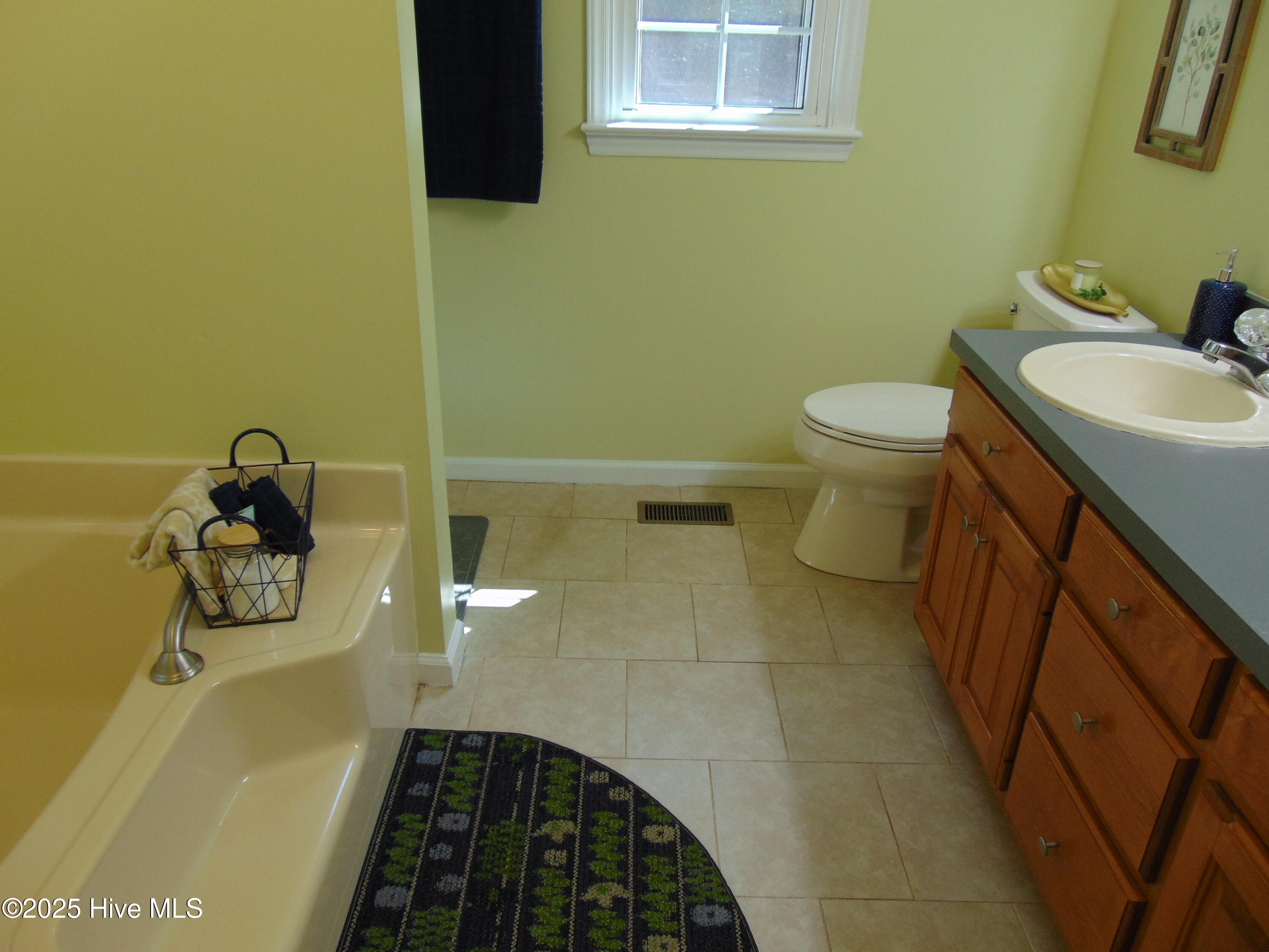 15 Gina Lee Terrace Property Photo 31