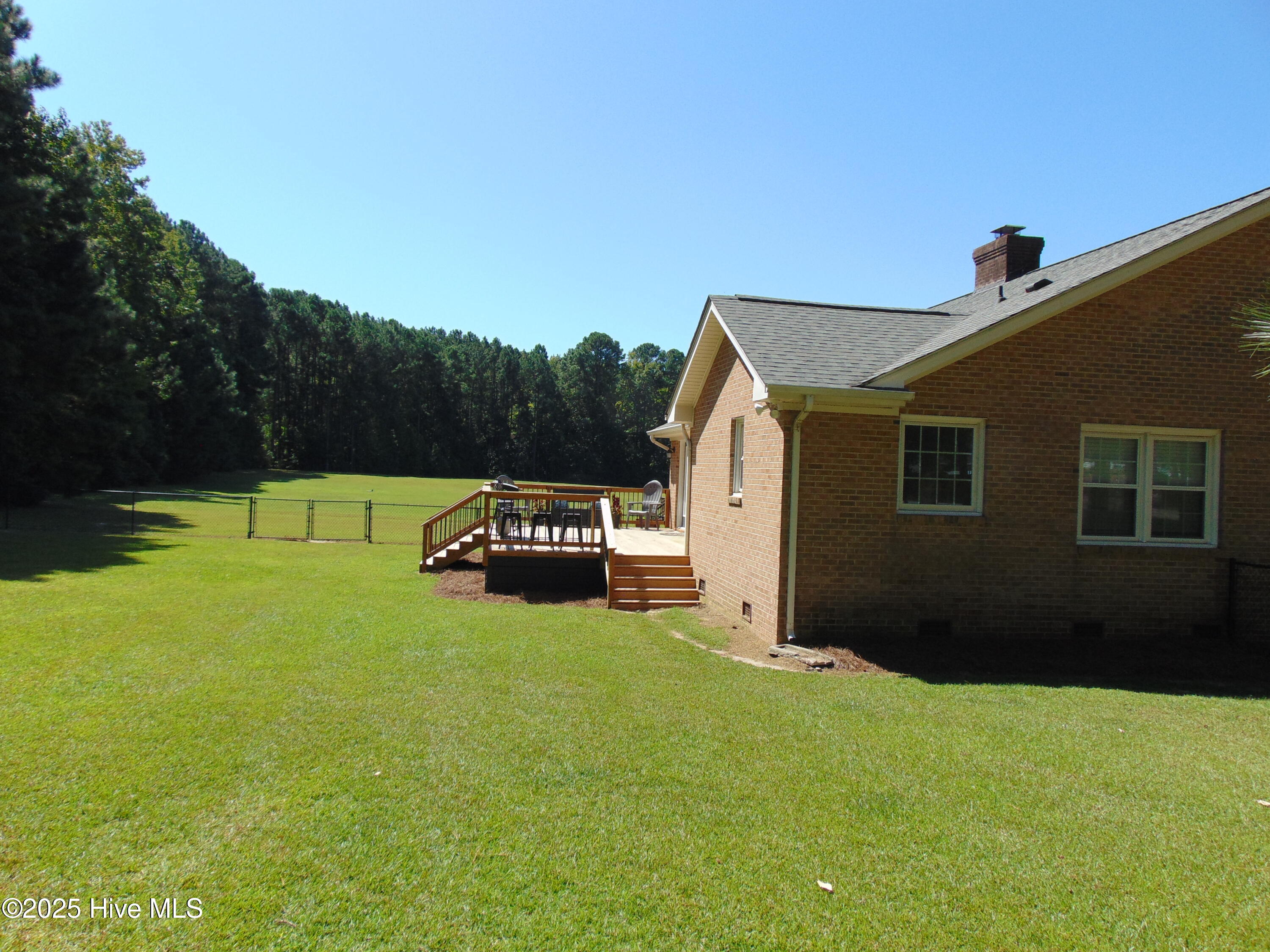 15 Gina Lee Terrace Property Photo 43