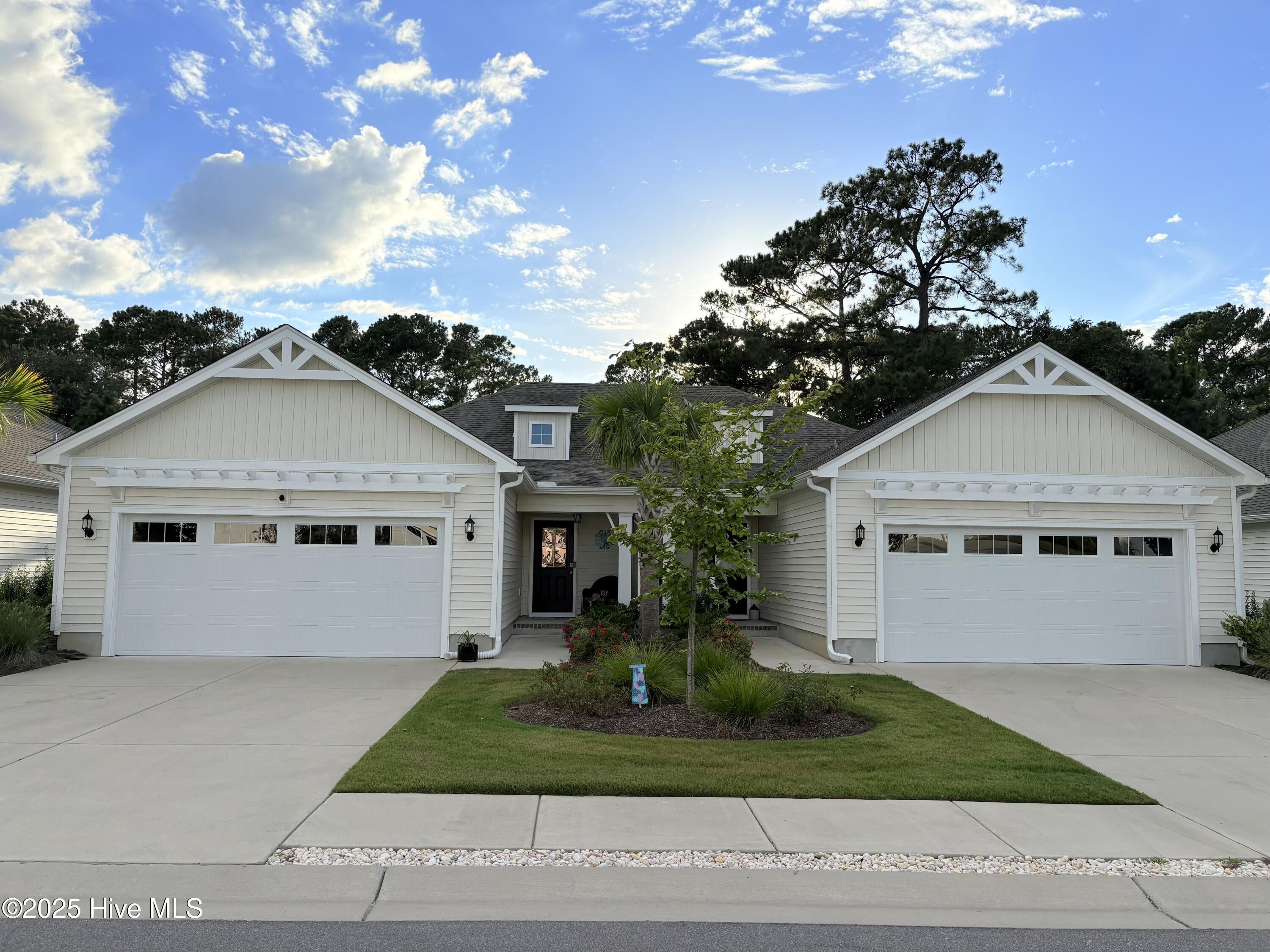 1272 Marsilio Lane Unit A Property Photo 4