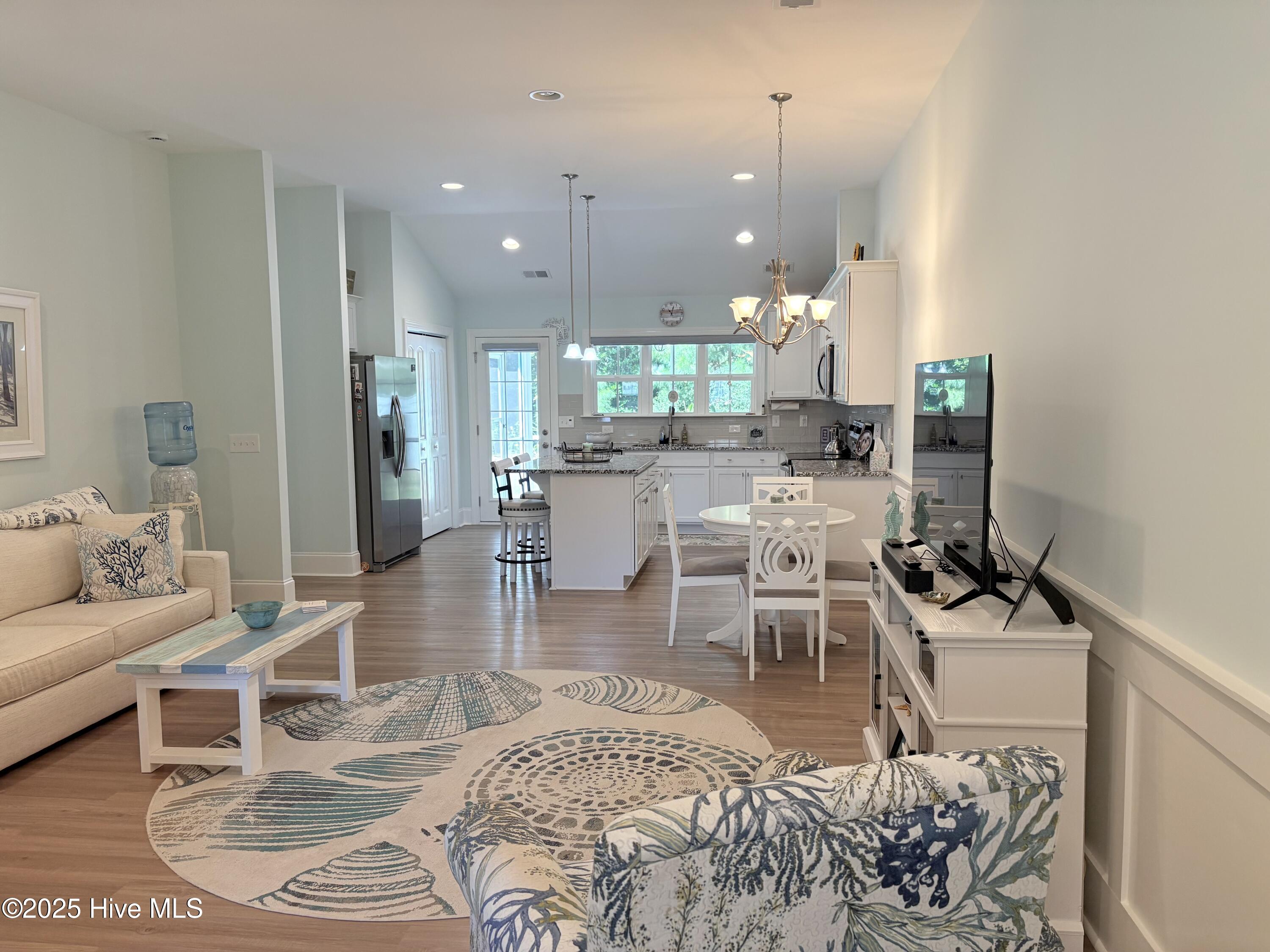 1272 Marsilio Lane Unit A Property Photo 10