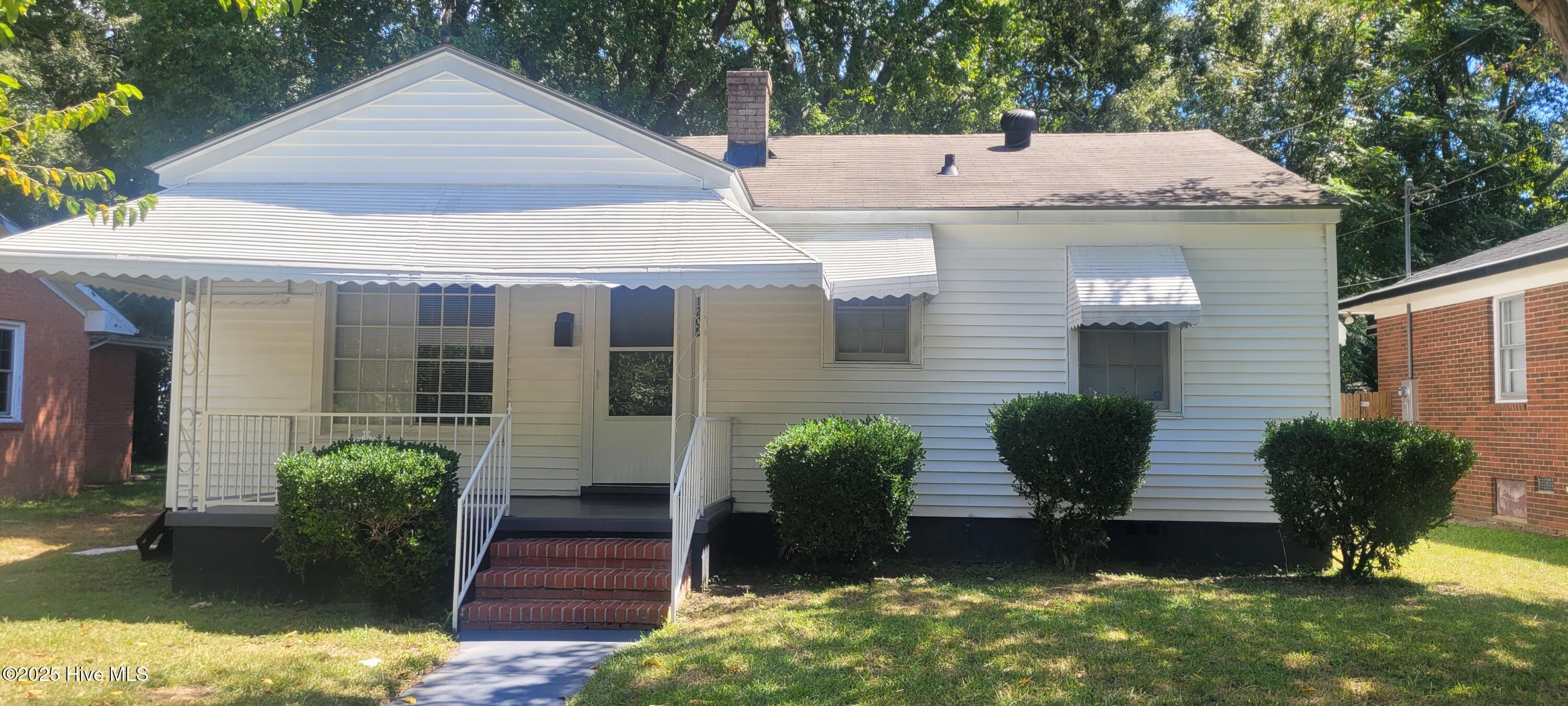 1205 Sycamore Road Property Photo 1