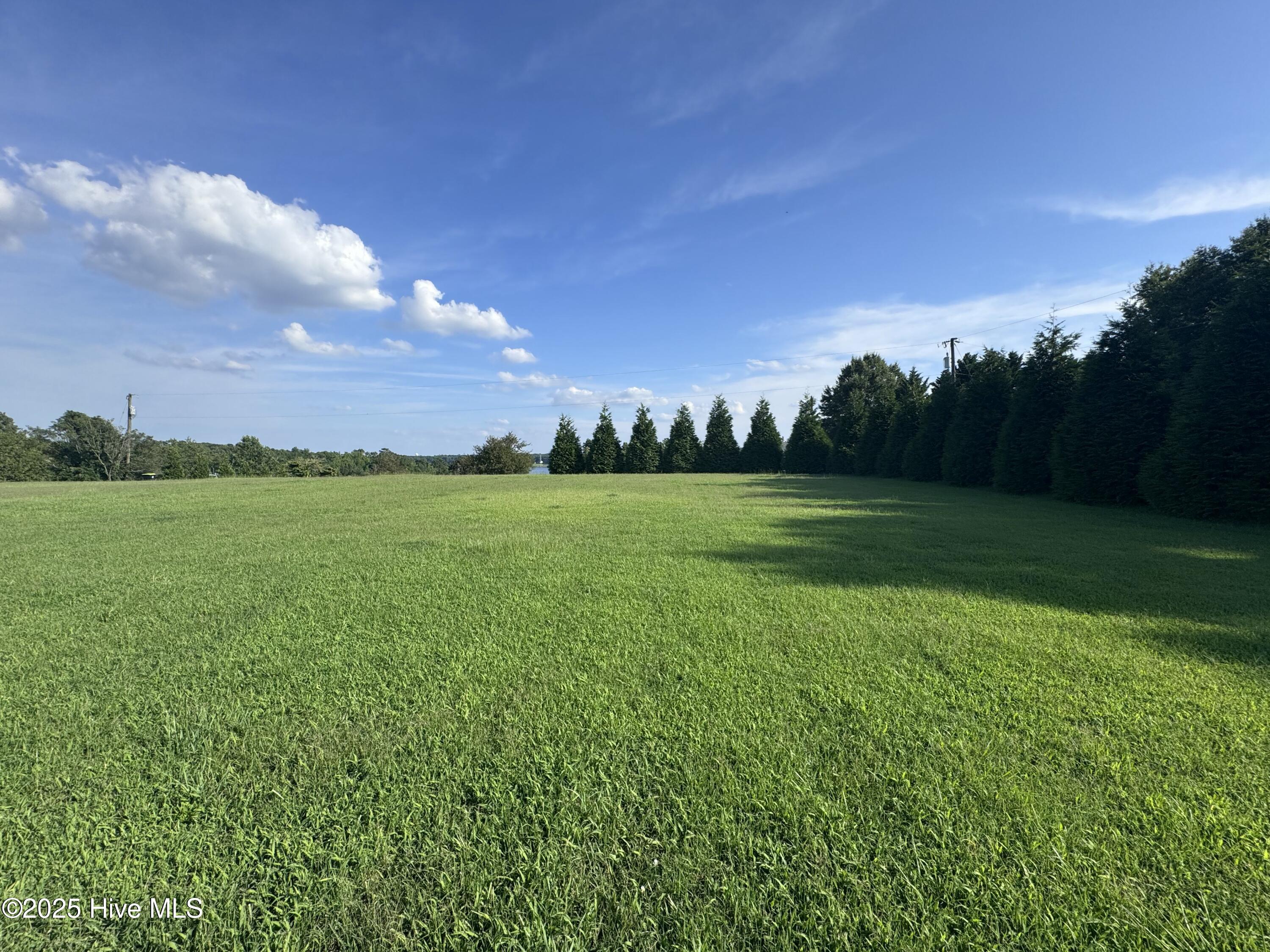 0 Wrays Court Property Photo 2