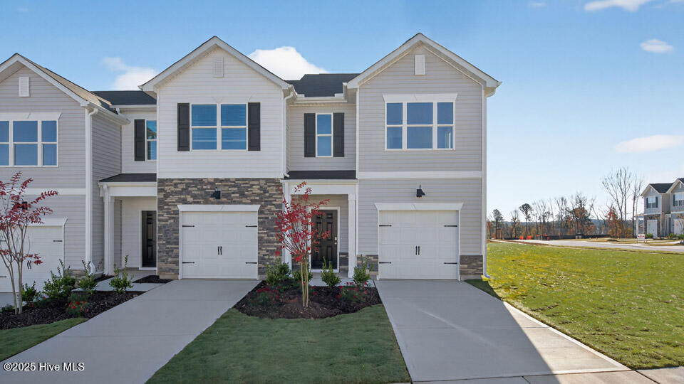 163 Starlight Street Property Photo 1