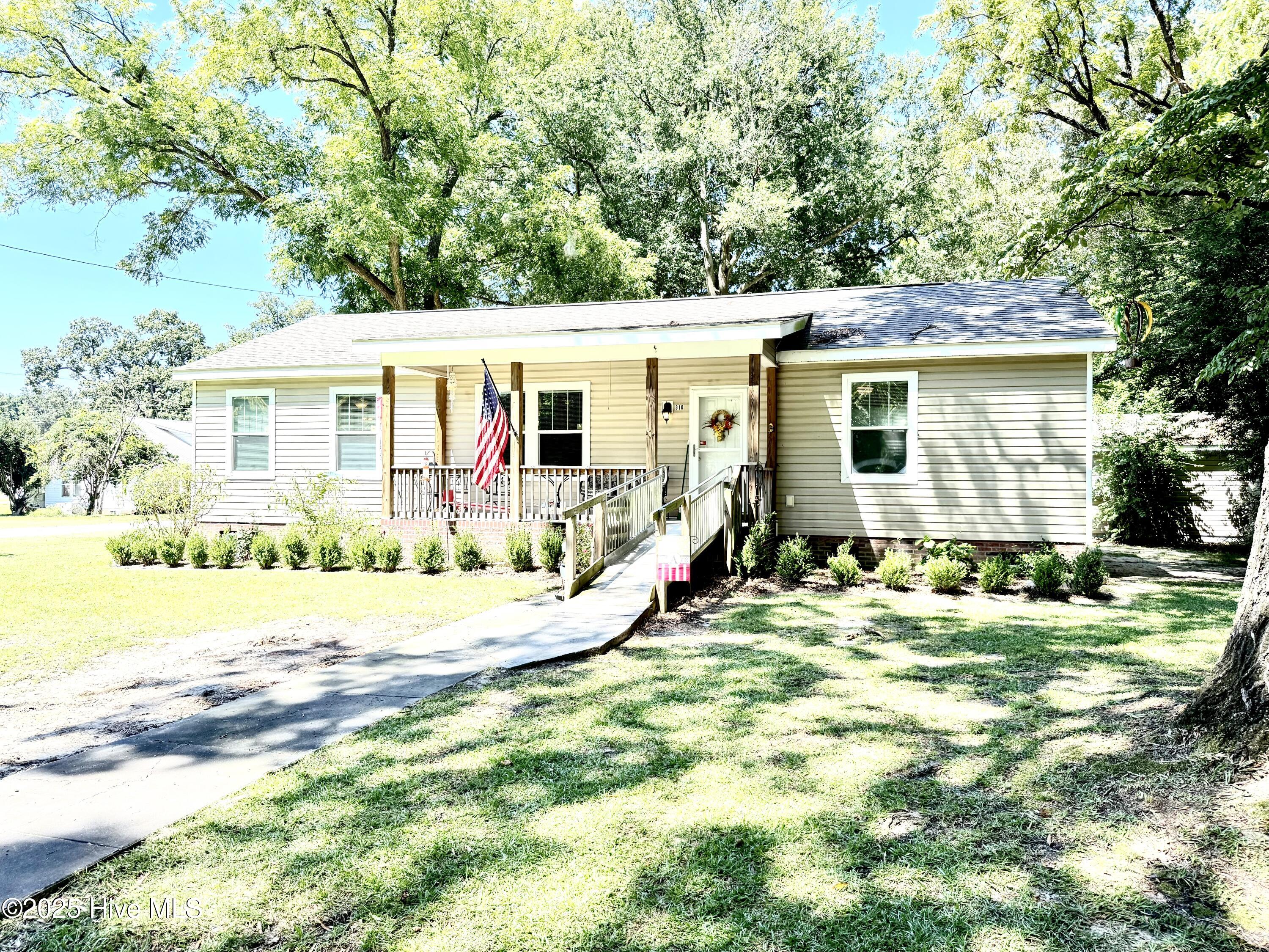 310 W Goshen Street Property Photo 1