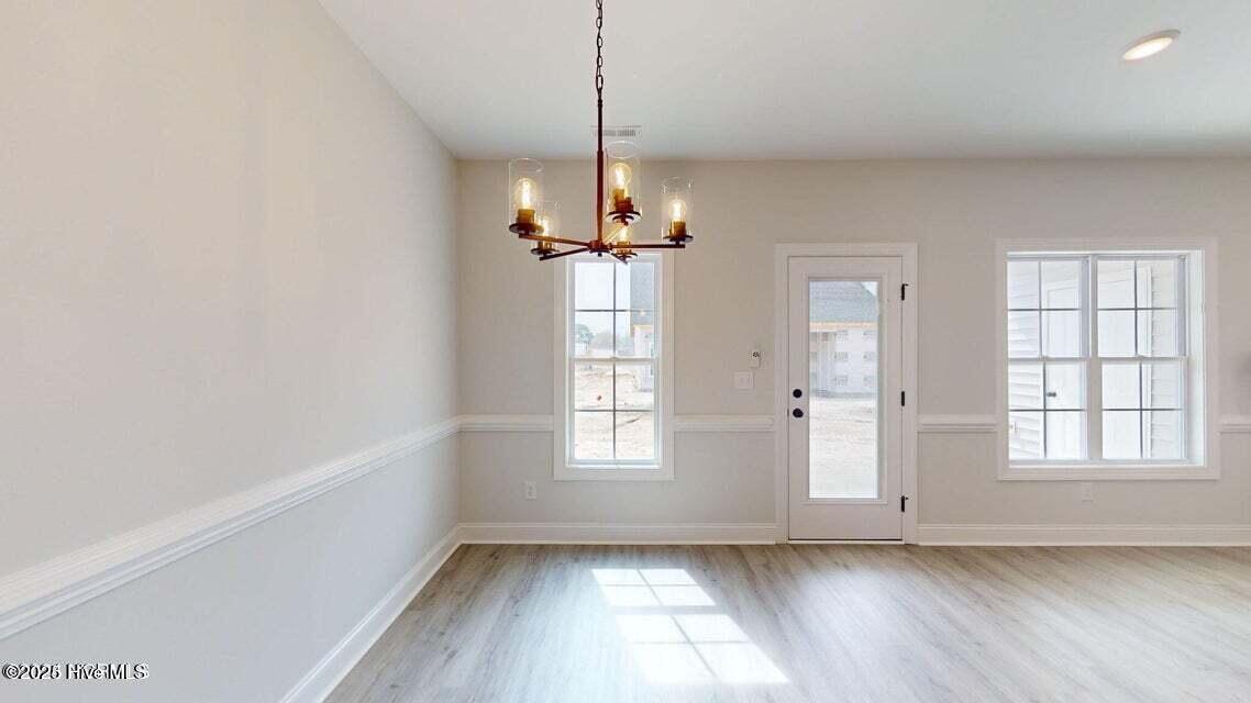 2001 Newbury Way B Property Photo 8