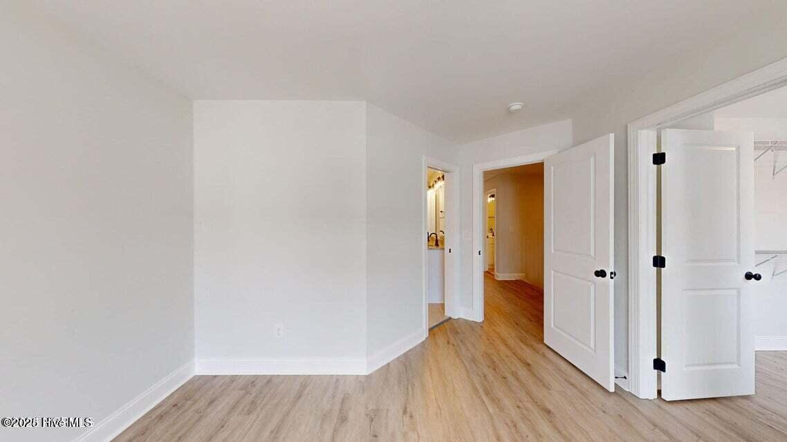 2001 Newbury Way B Property Photo 19